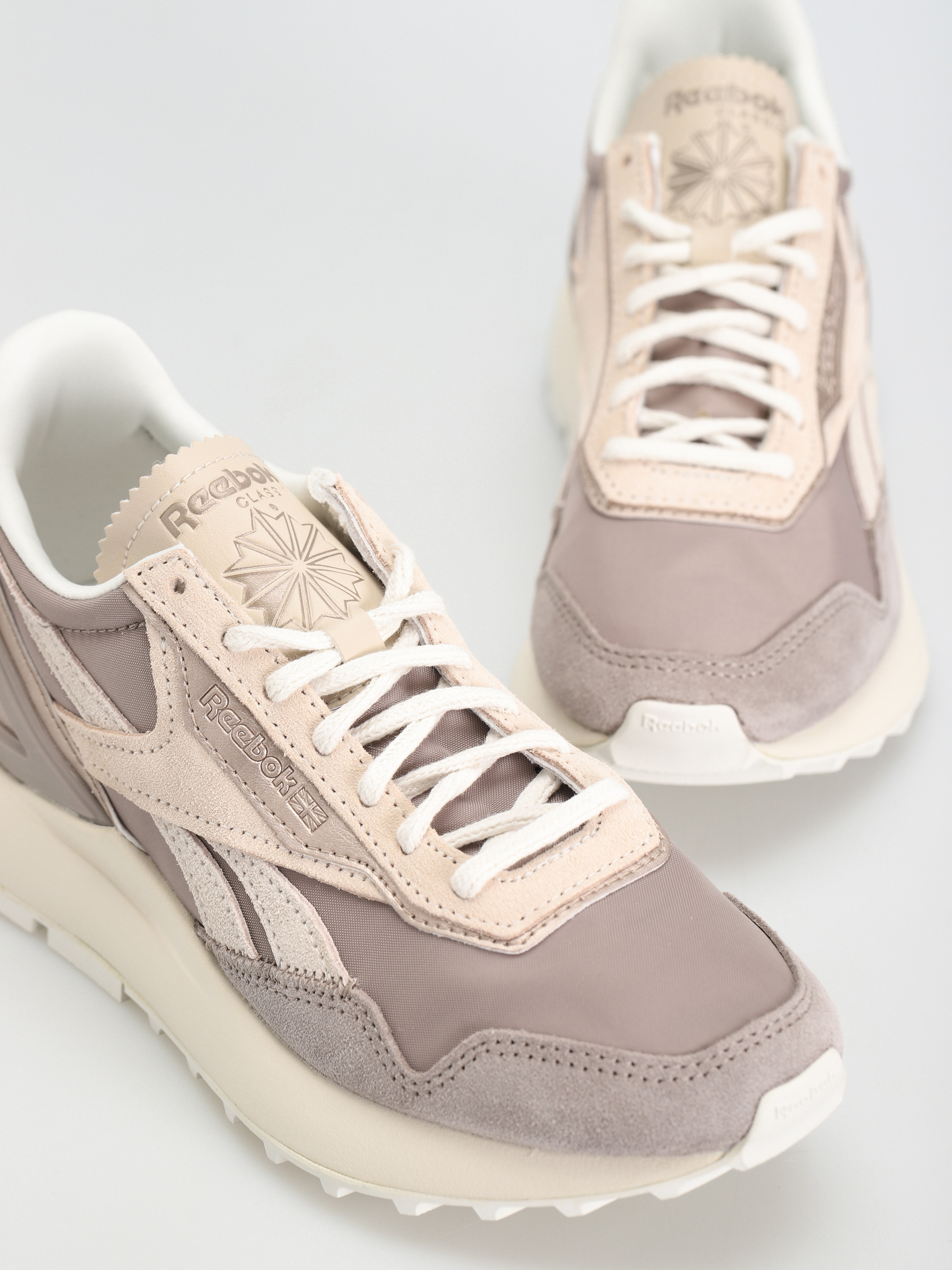 Buty Reebok Classic Leather Leg Wmn (bougry/stucco/rosgol)
