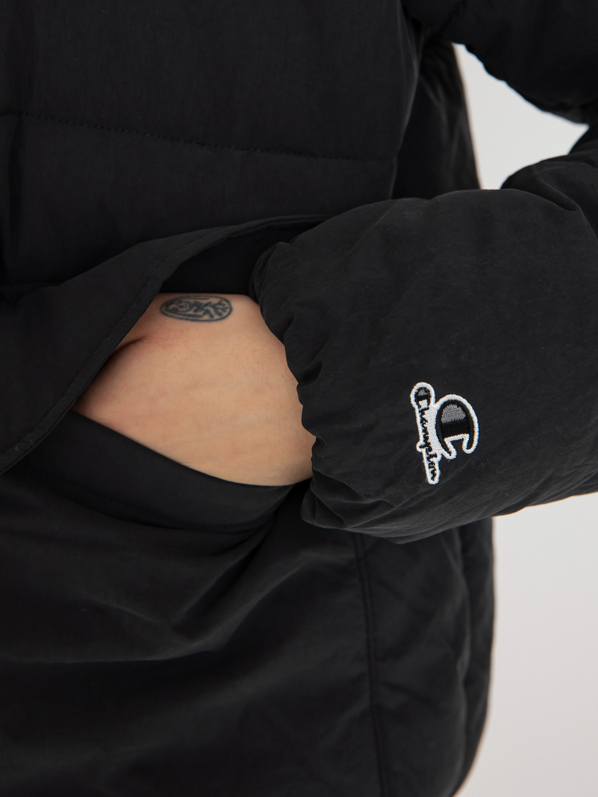 Kurtka Champion Hooded Jacket 115758 Wmn (nbk)