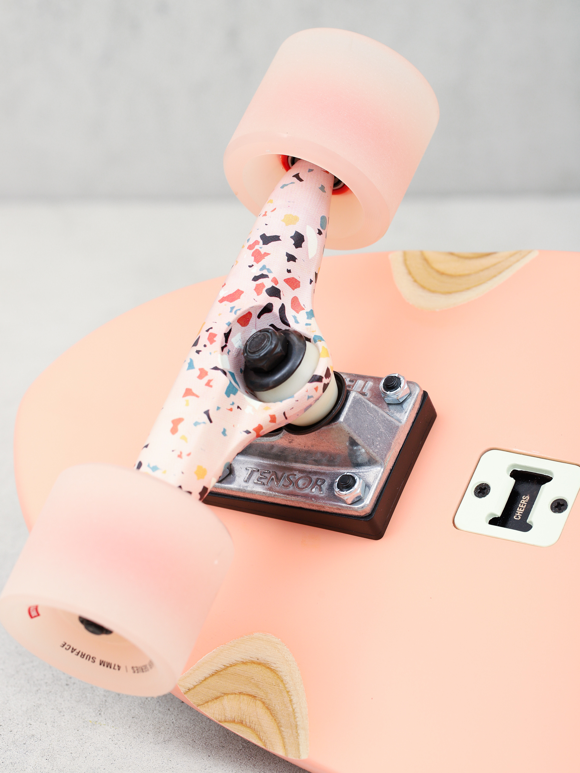 Deskorolka cruiser Globe Big Blazer (sea shell/terrazzo)