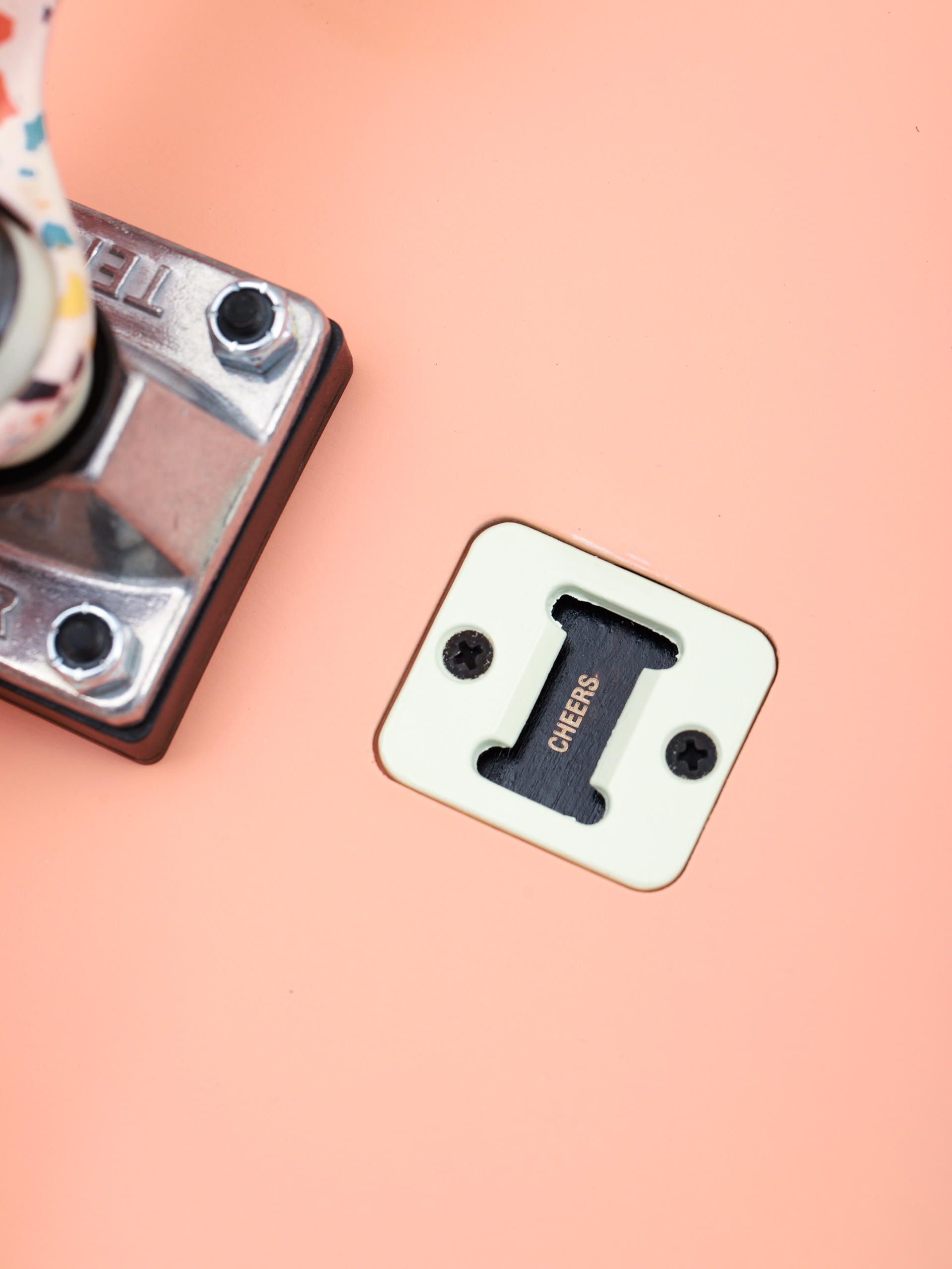 Deskorolka cruiser Globe Big Blazer (sea shell/terrazzo)