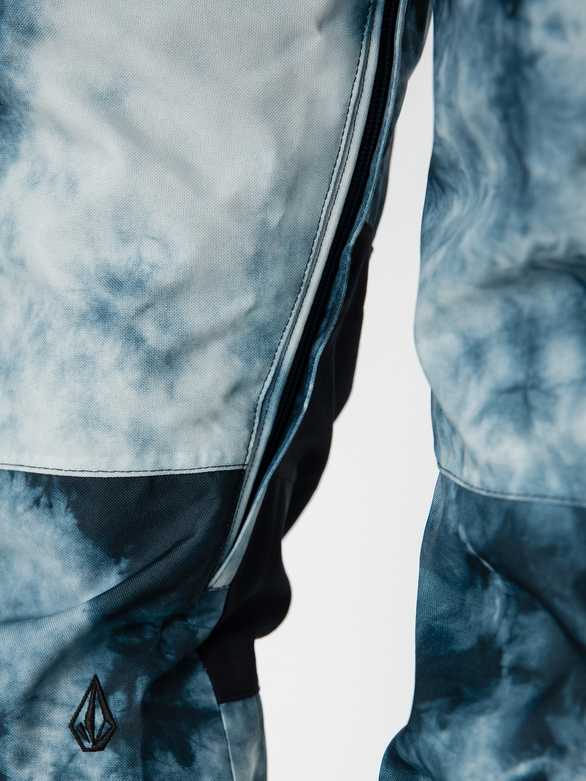 Damskie Spodnie snowboardowe Volcom Swift Bib Overall (storm tie dye)