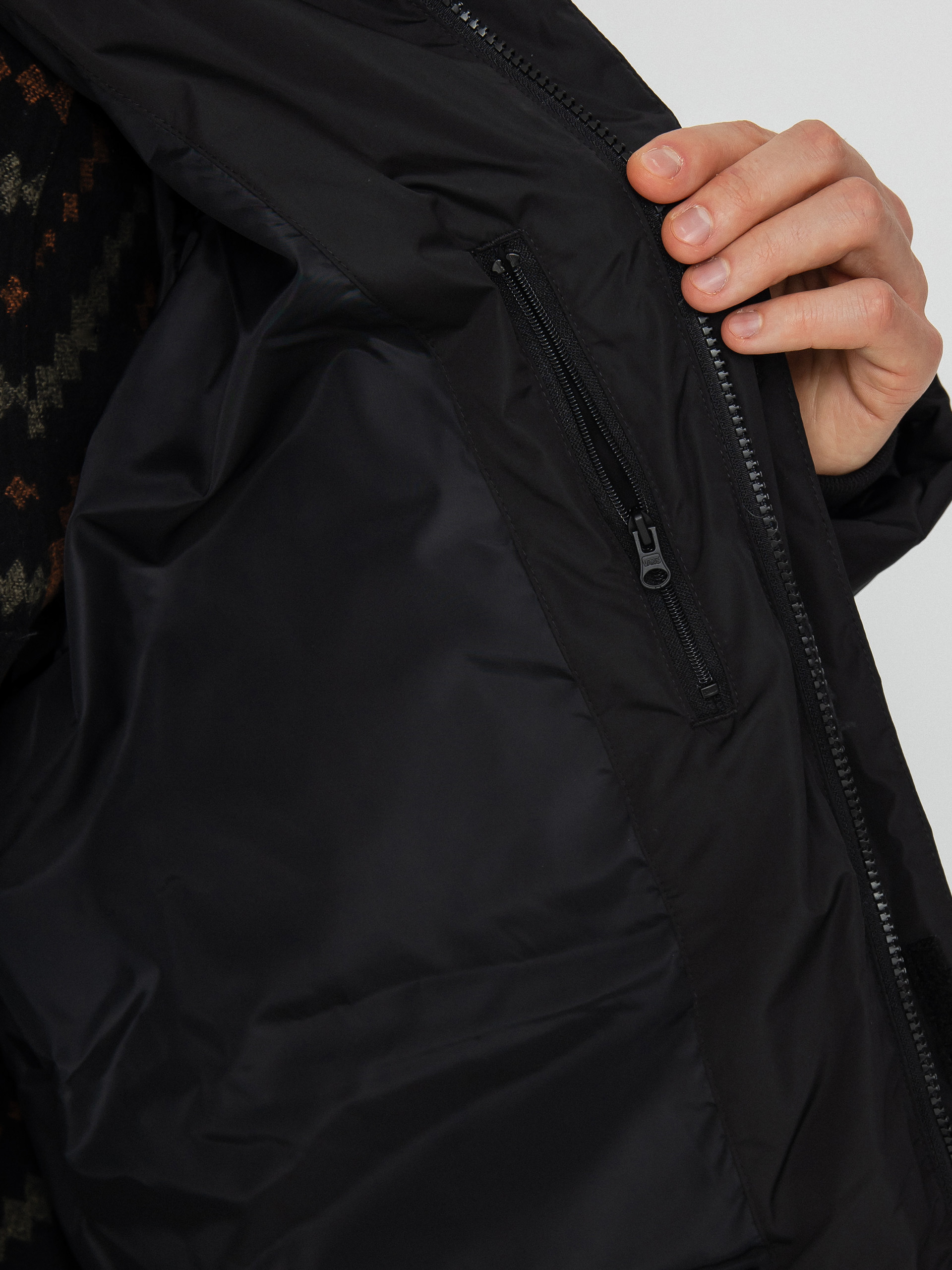 Kurtka Vans Dunham MTE 1 Puffer (black)