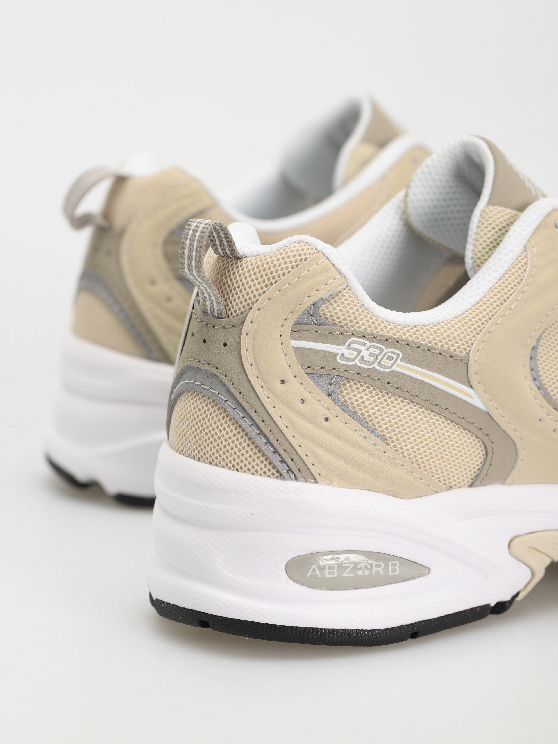 Buty New Balance 530 (beige)