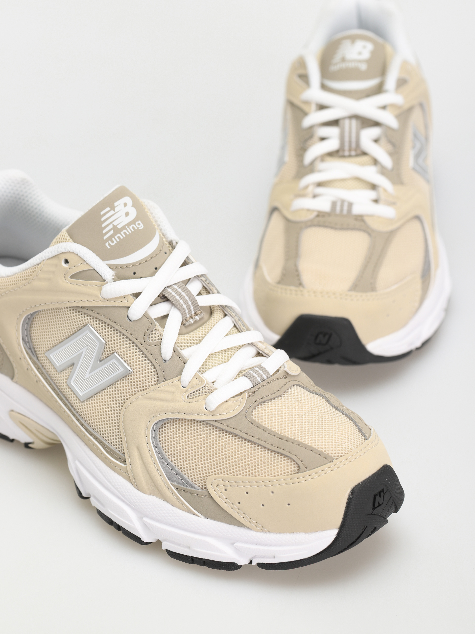 Buty New Balance 530 (beige)