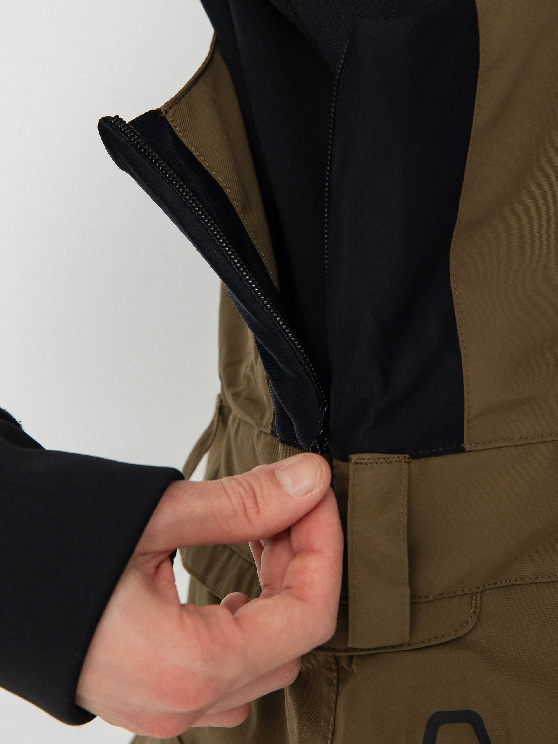 Męskie Spodnie snowboardowe Volcom Rain Gore Tex Bib Overall (dark teak)