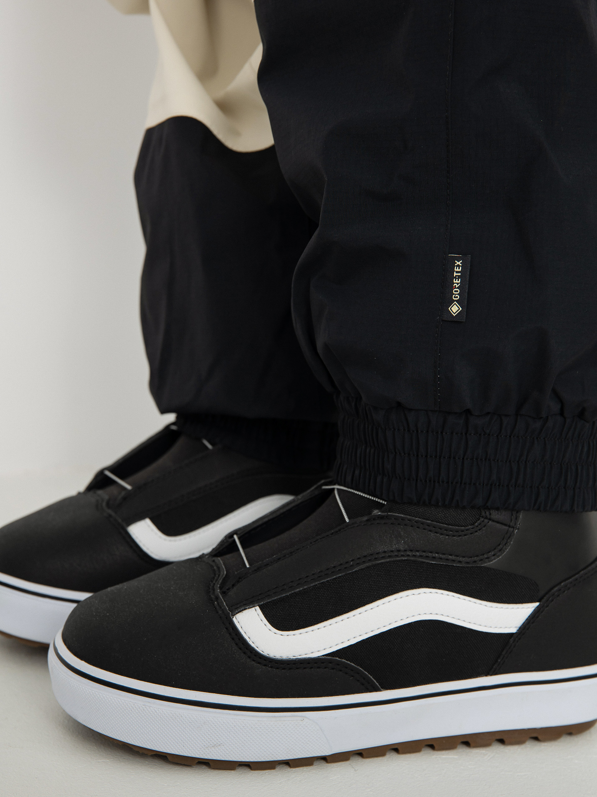 Męskie Spodnie snowboardowe Volcom Longo Gore Tex (off white)