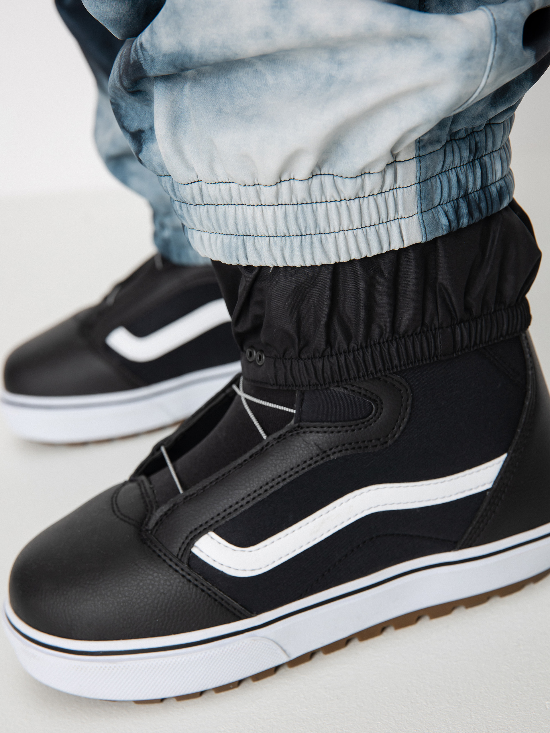 Damskie Spodnie snowboardowe Volcom Dust Up Bonded (storm tie dye)