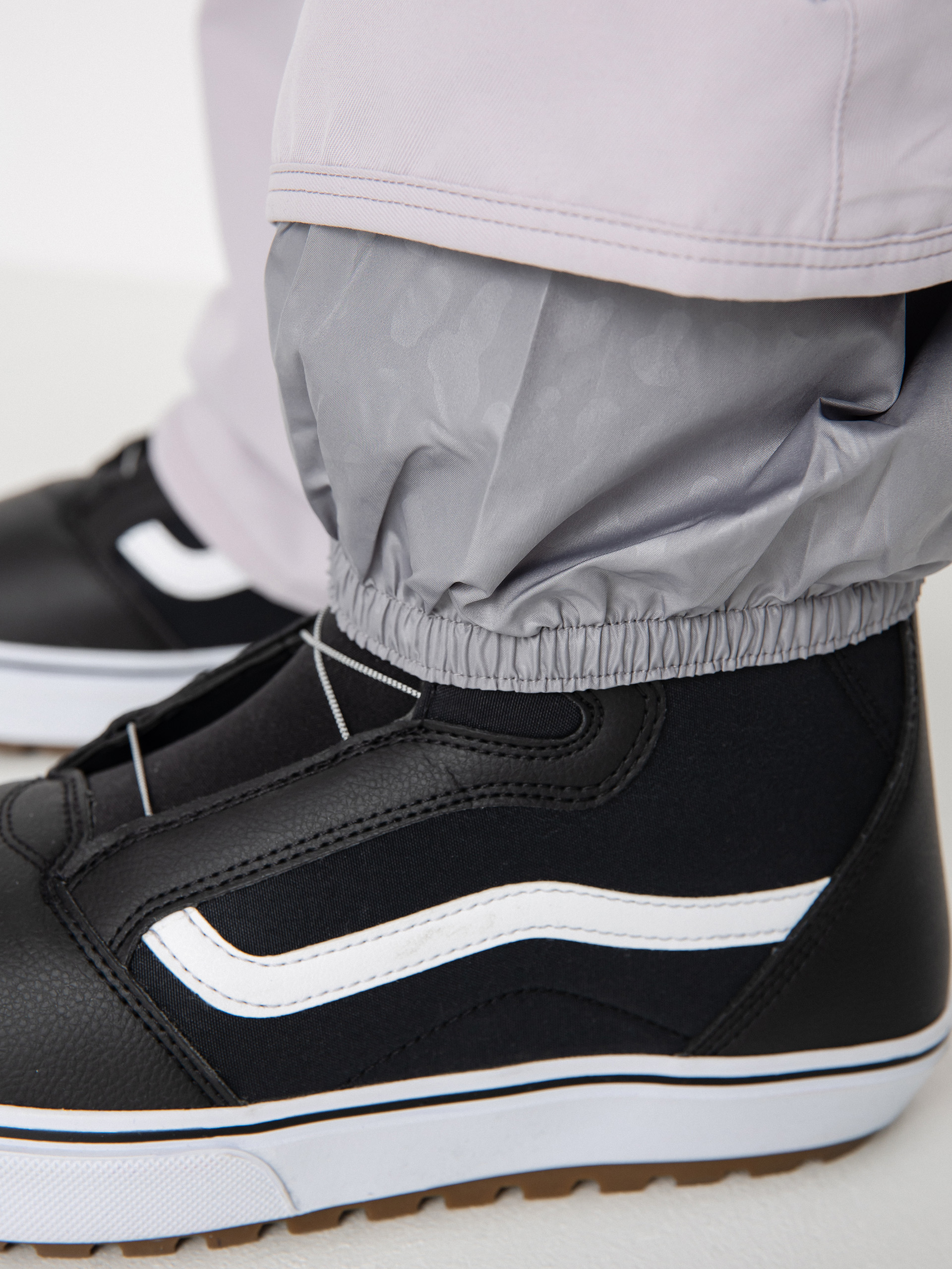 Damskie Spodnie snowboardowe Volcom Hallen (amethyst smoke)