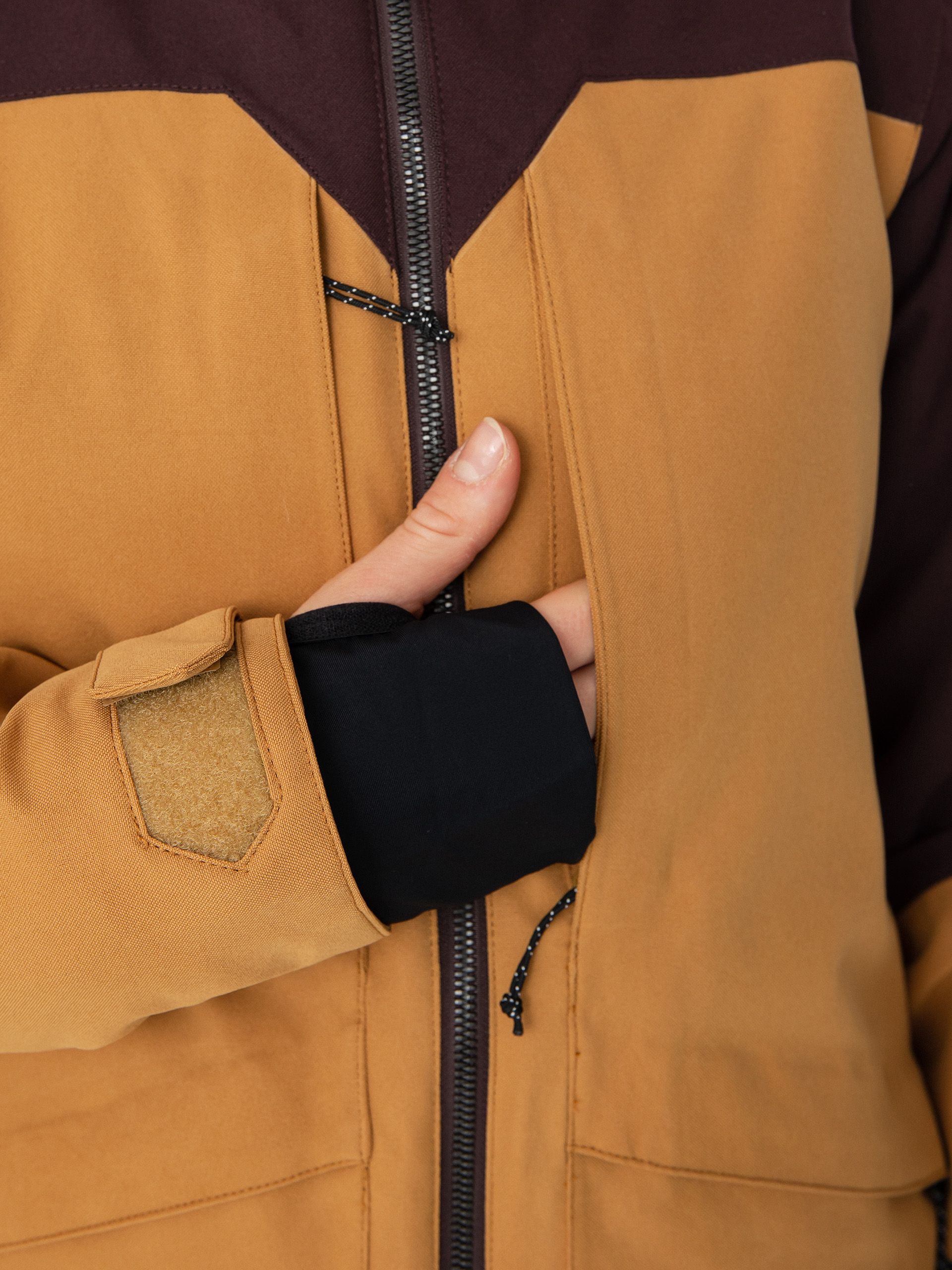 Damska Kurtka snowboardowa Volcom Shelter 3D Stretch (caramel)