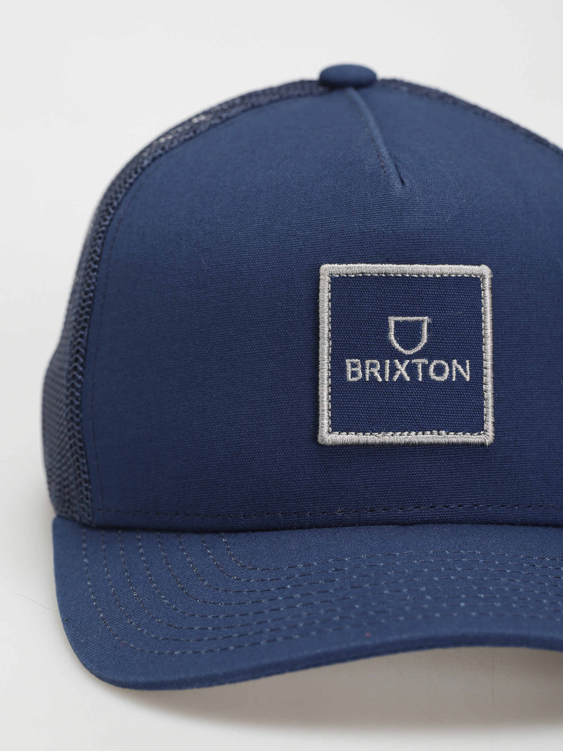 Czapka z daszkiem Brixton Alpha Block X C Mp Mesh Cap (navy/navy)