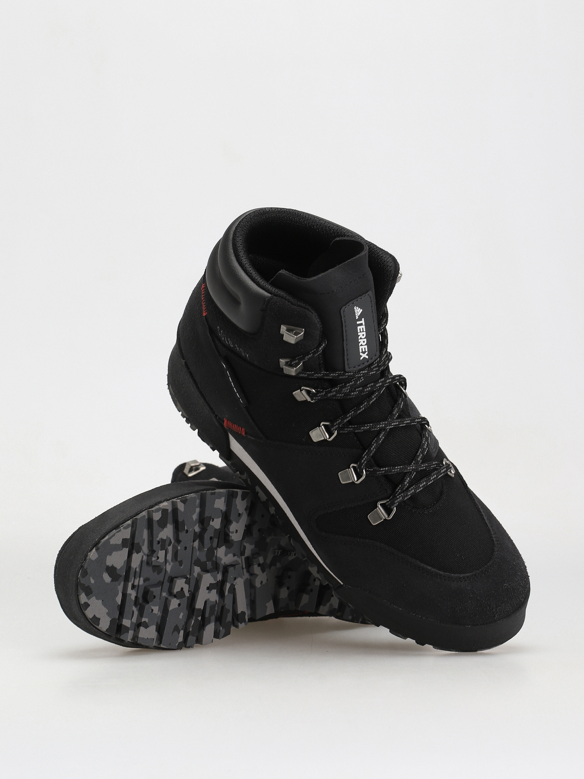 Buty adidas Terrex Snowpitch C.RDY (cblack/cblack/scarle)