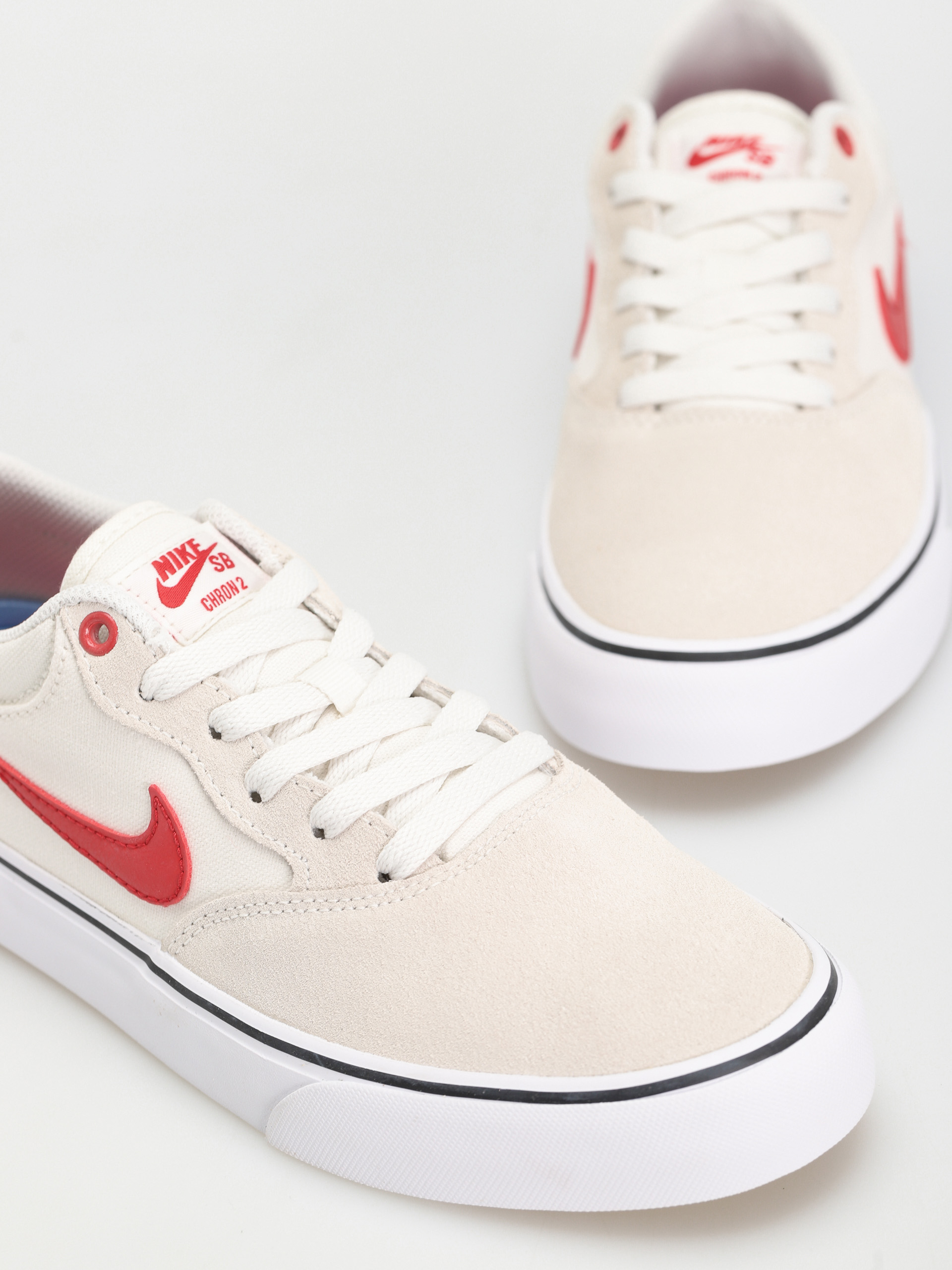 Buty Nike SB Chron 2 (summit white/university red phantom)