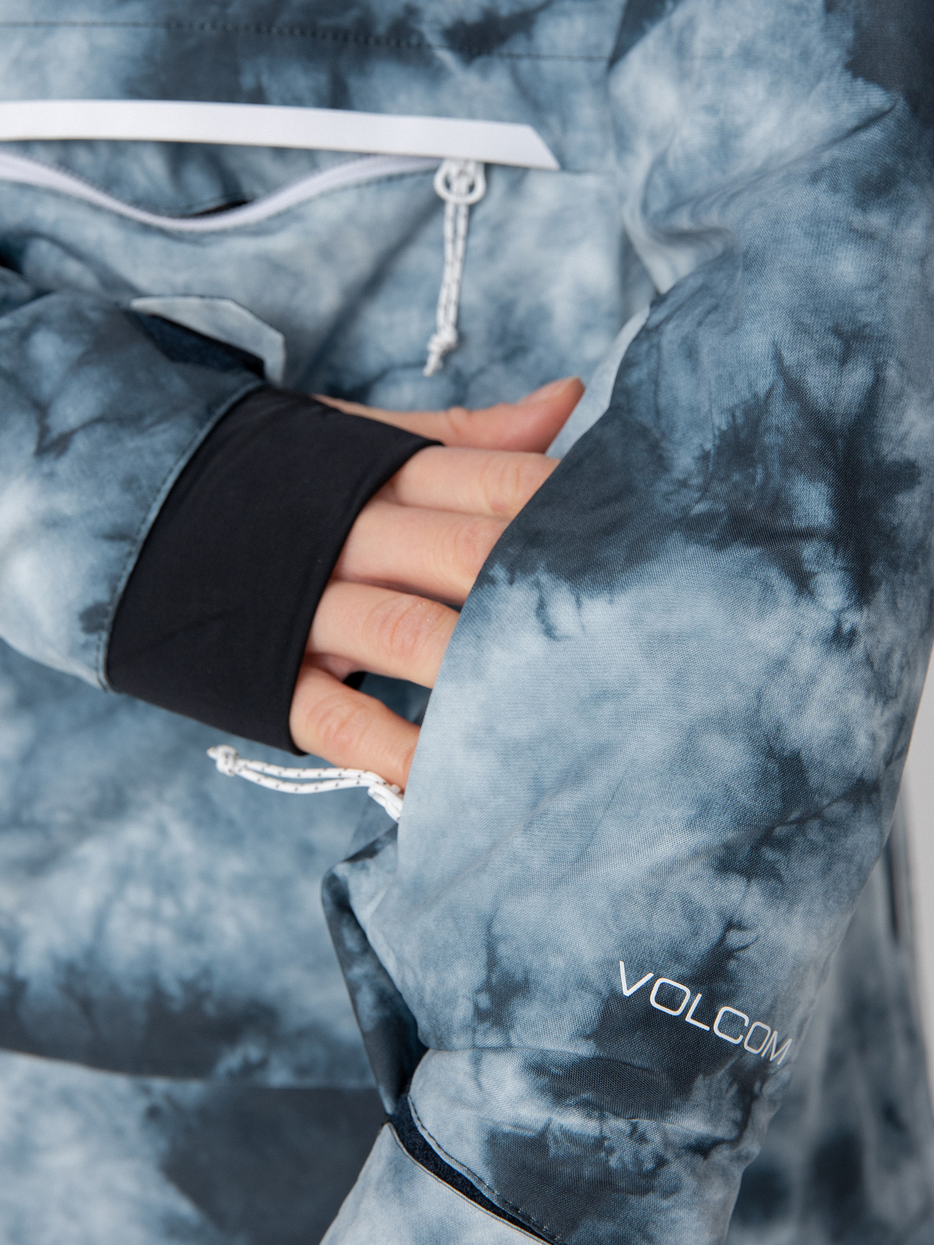 Damska Kurtka snowboardowa Volcom Fern Ins Gore Pullover (storm tie dye)