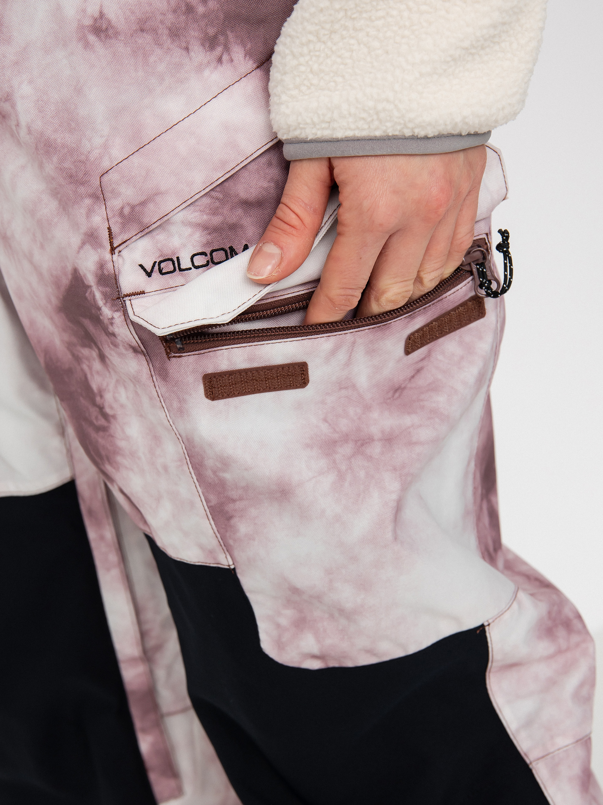 Damskie Spodnie snowboardowe Volcom Creston 3Dstretch Bib Overall Loose Straight (mojave tie dye)