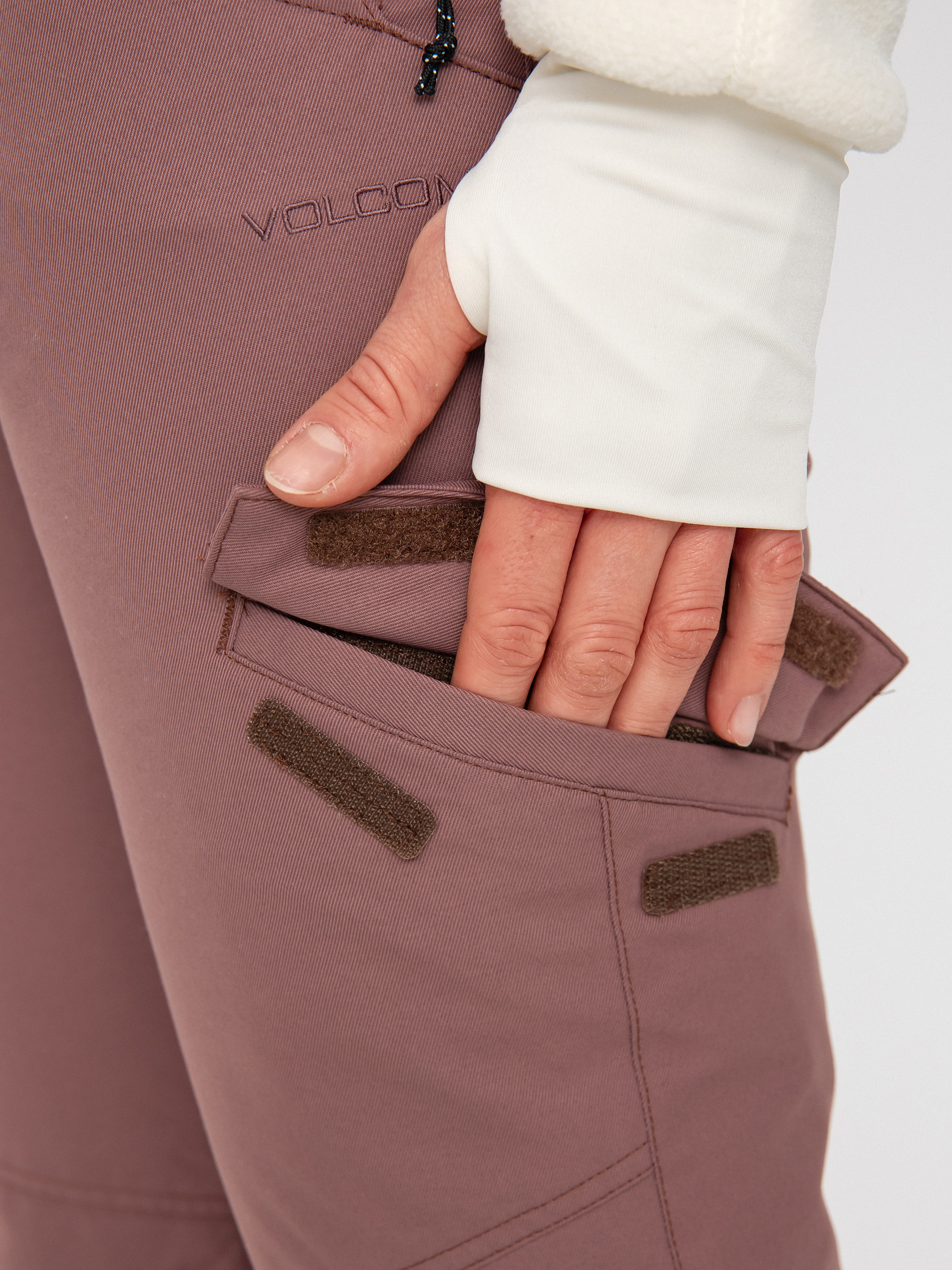 Damskie Spodnie snowboardowe Volcom Bridger Ins (rosewood)
