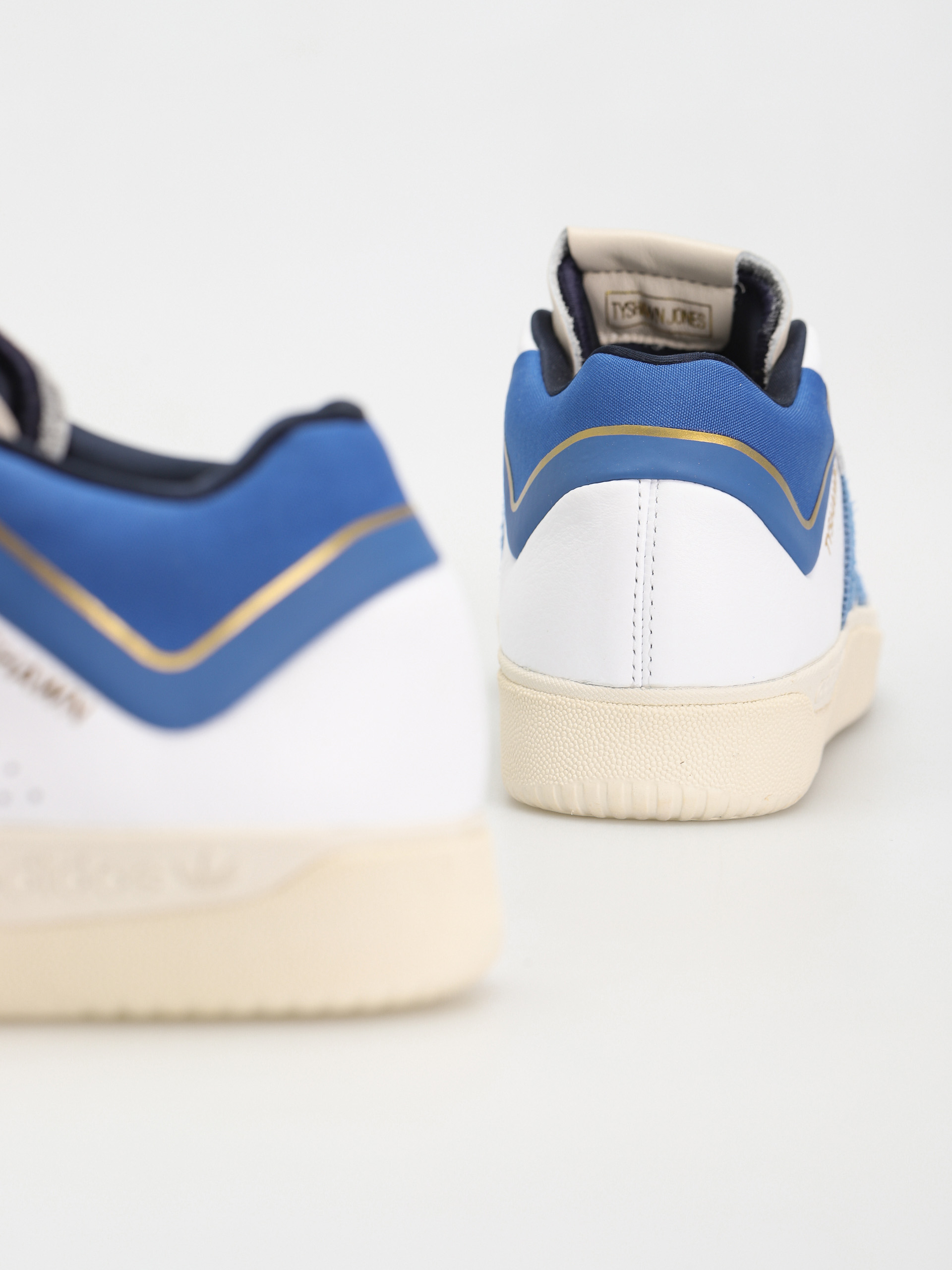 Buty adidas Tyshawn (ftwwht/custom/royblu)