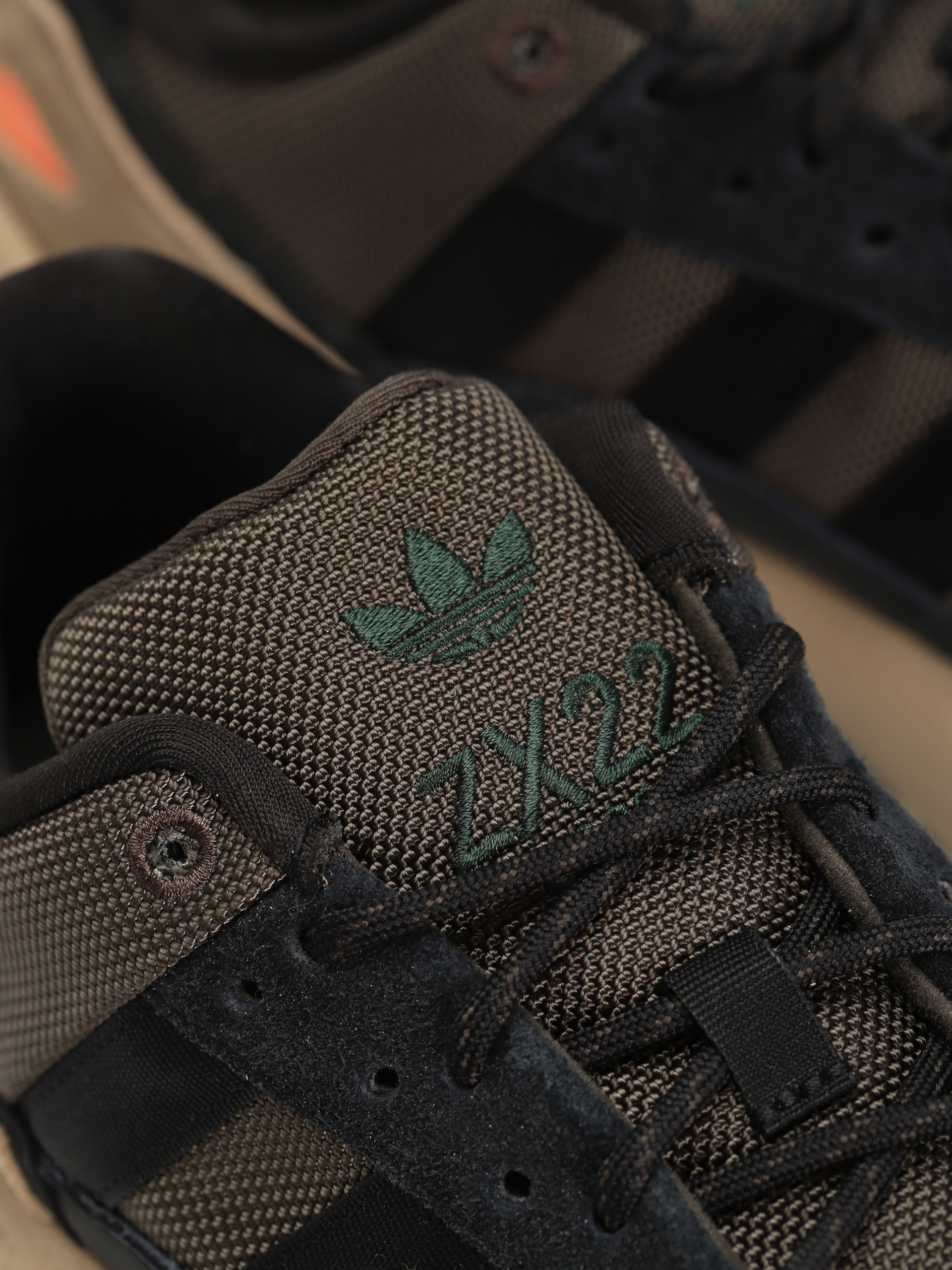 Buty adidas Originals Zx 22 Boost (shaoli/shagrn/beaora)