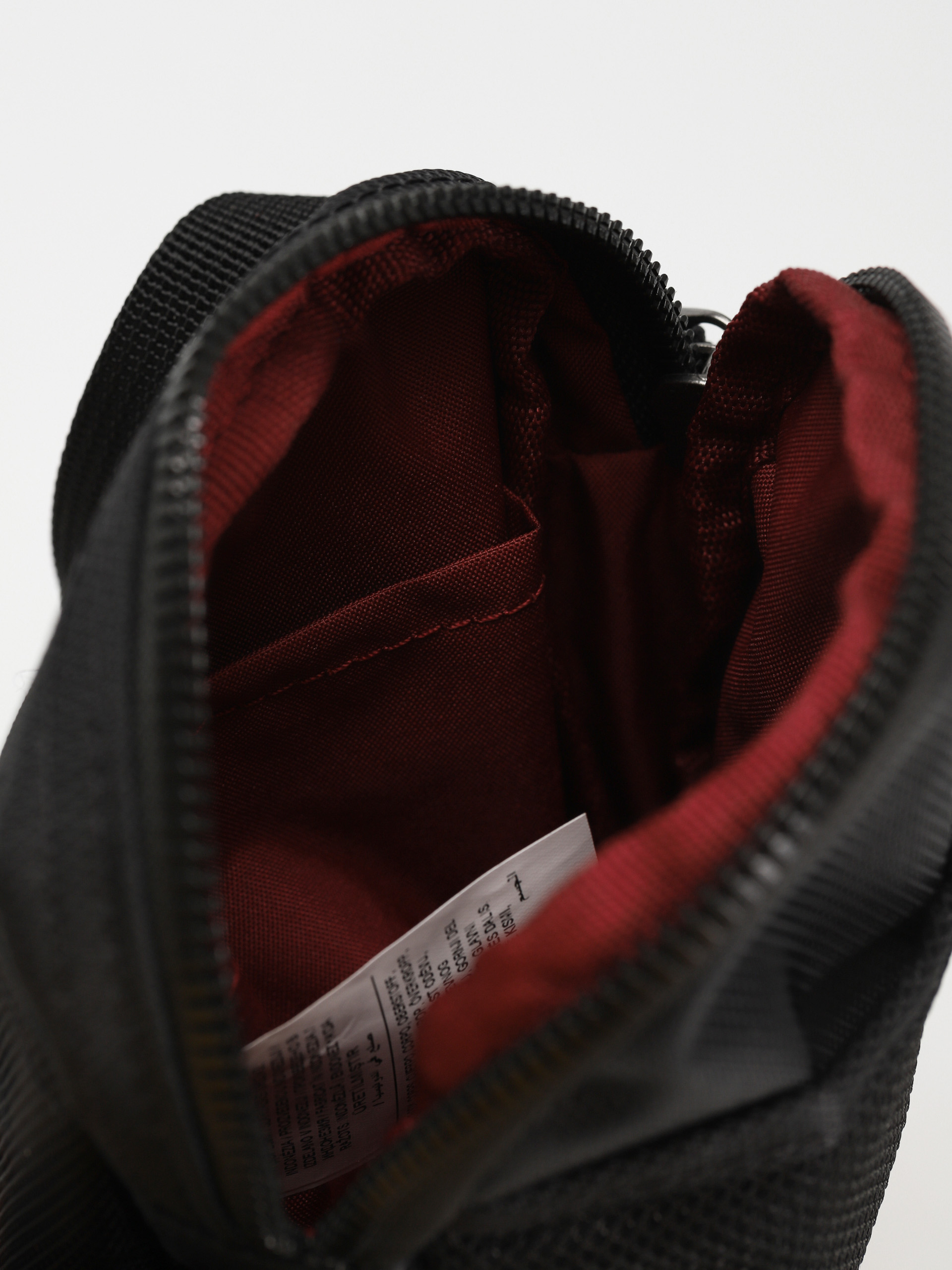 Torba Nike SB Heritage Crossbody (black/black/white)