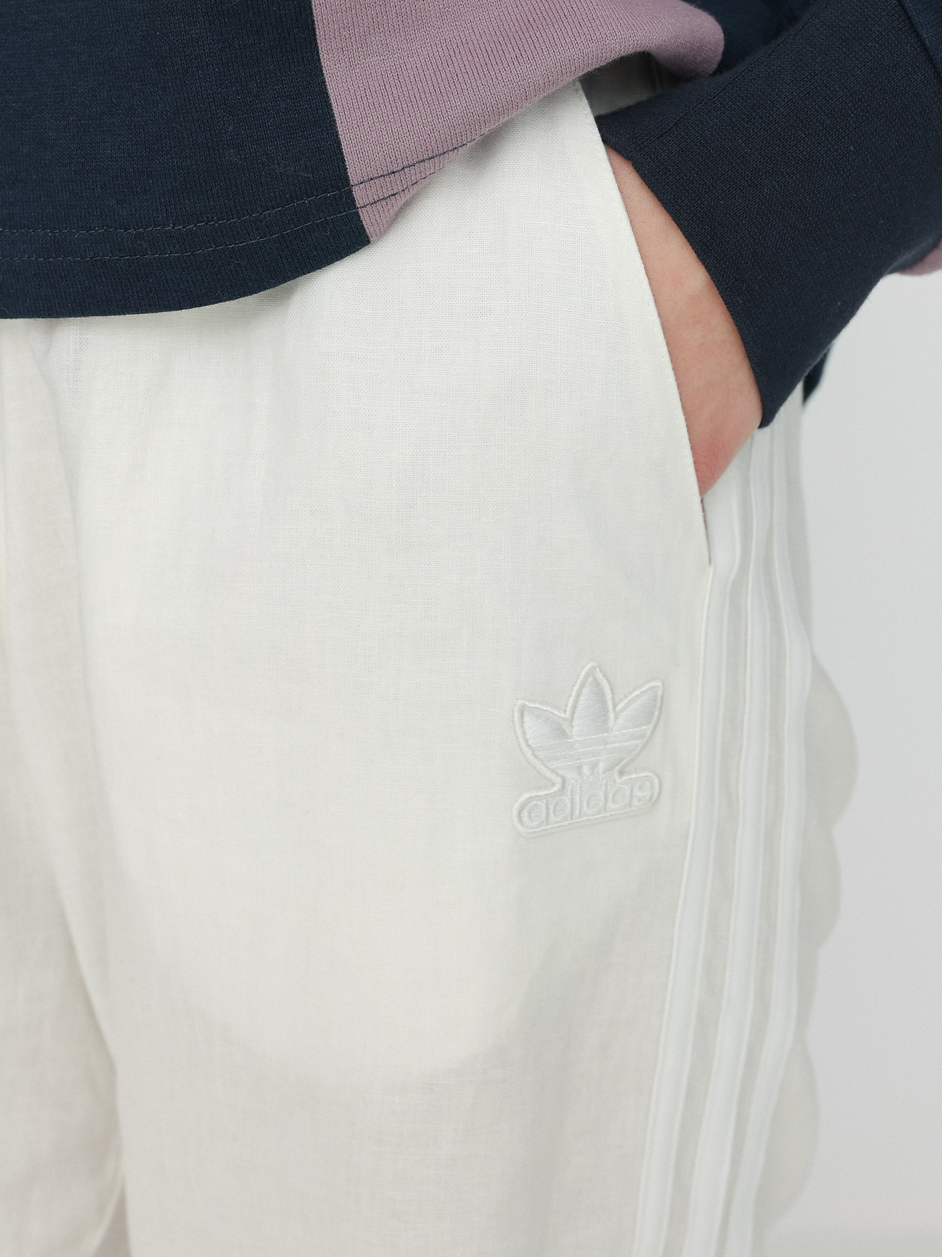 Spodnie adidas Originals Linen Tp Wmn (nondye)