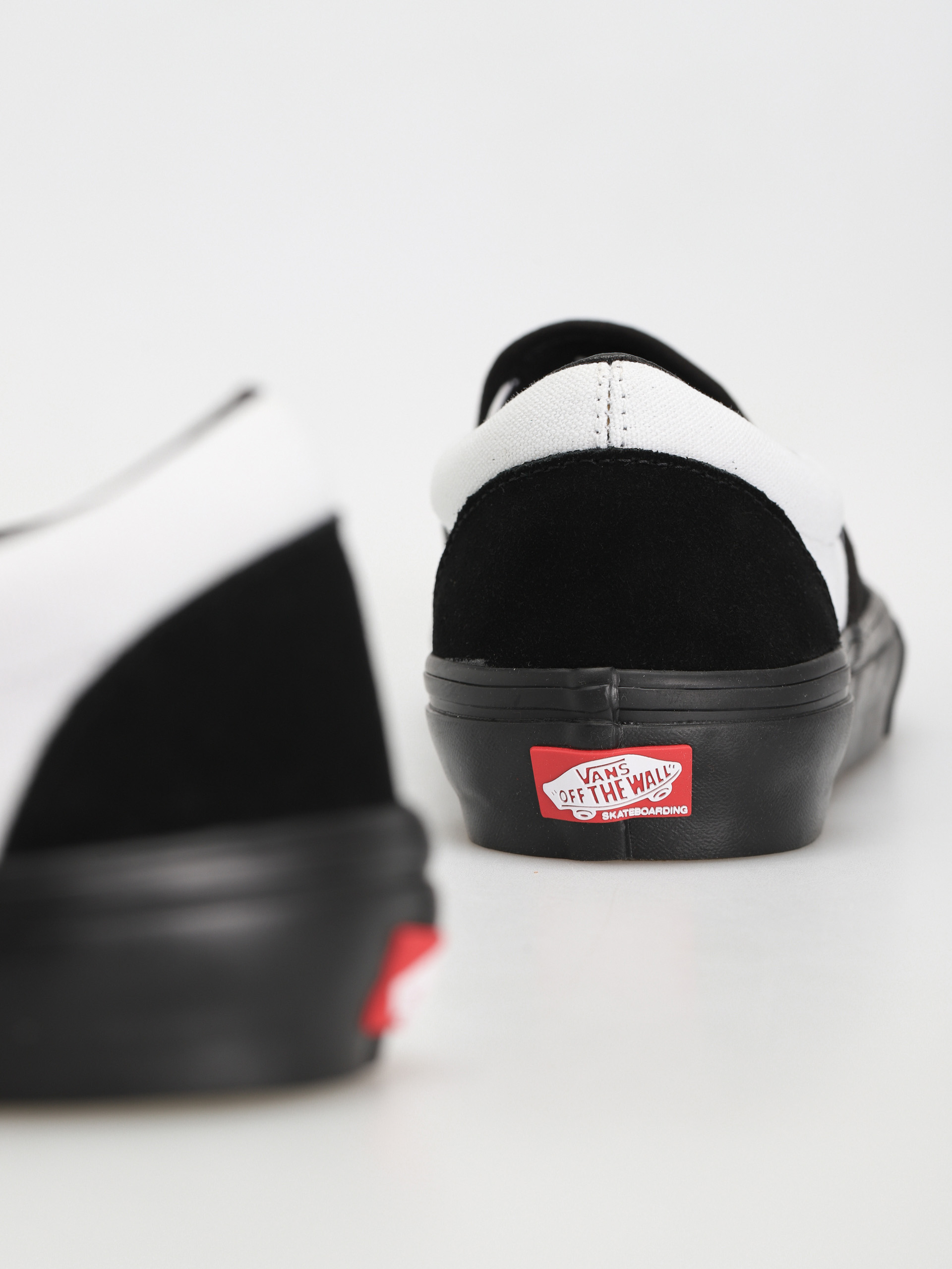 Buty Vans Skate Slip On (black/black/white)
