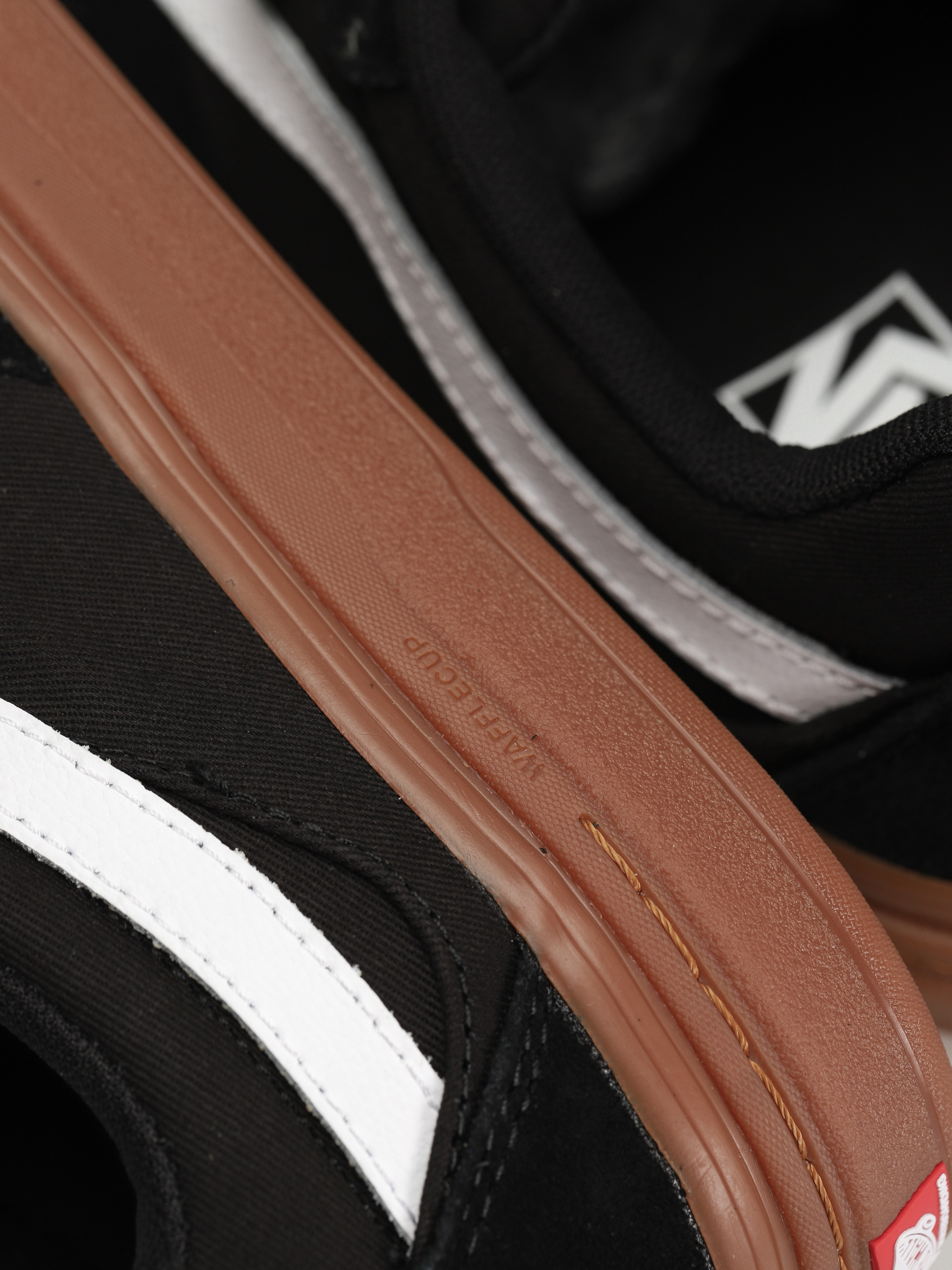 Buty Vans Kyle Walker (black/gum)