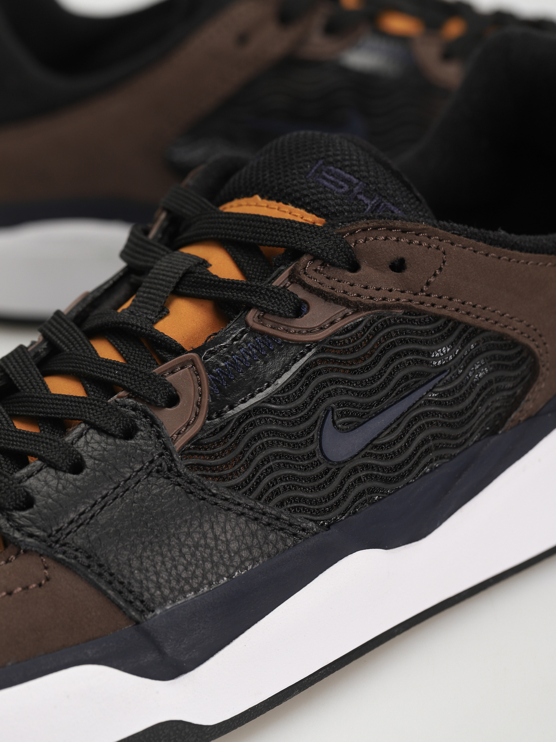 Buty Nike SB Ishod PRM (baroque brown/obsidian black)