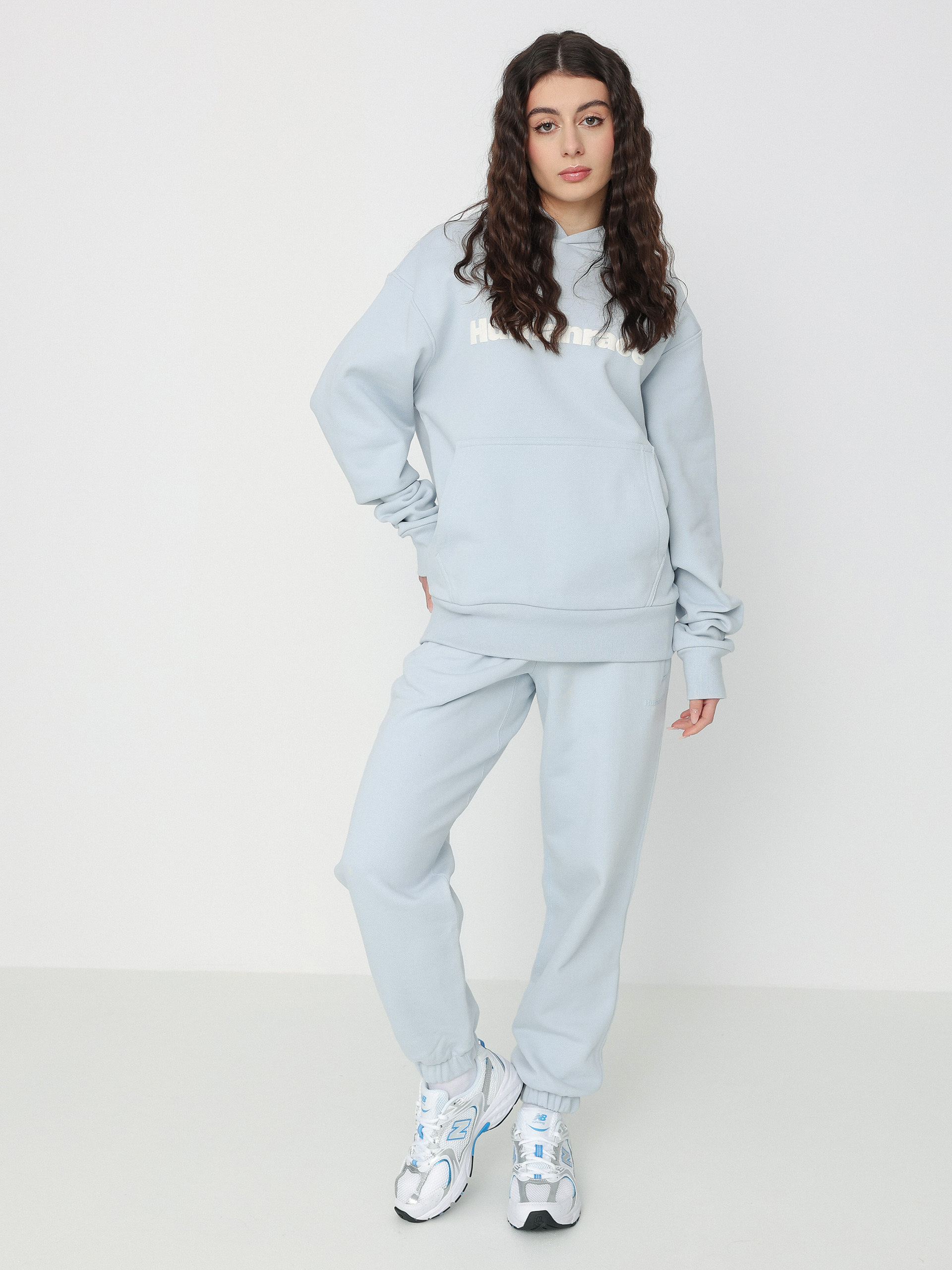 Bluza z kapturem adidas Originals Pharrell Williams Basics HD Wmn (halblu)