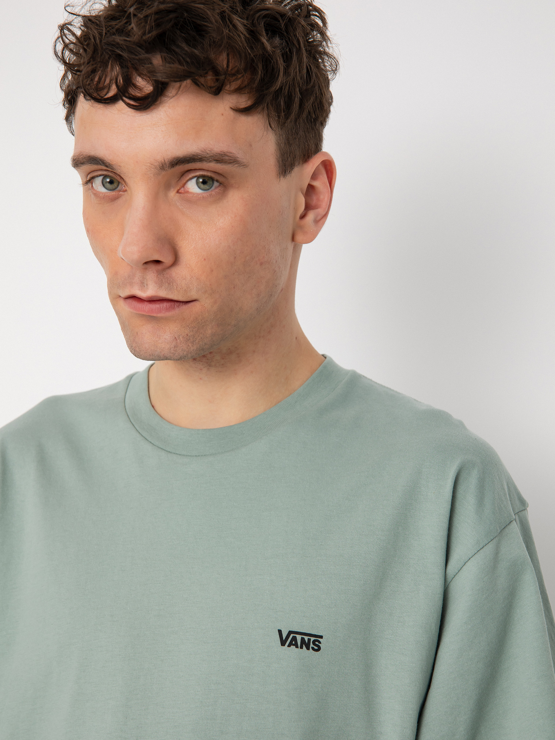 T-shirt Vans Left Chest Logo (chinois green/black)