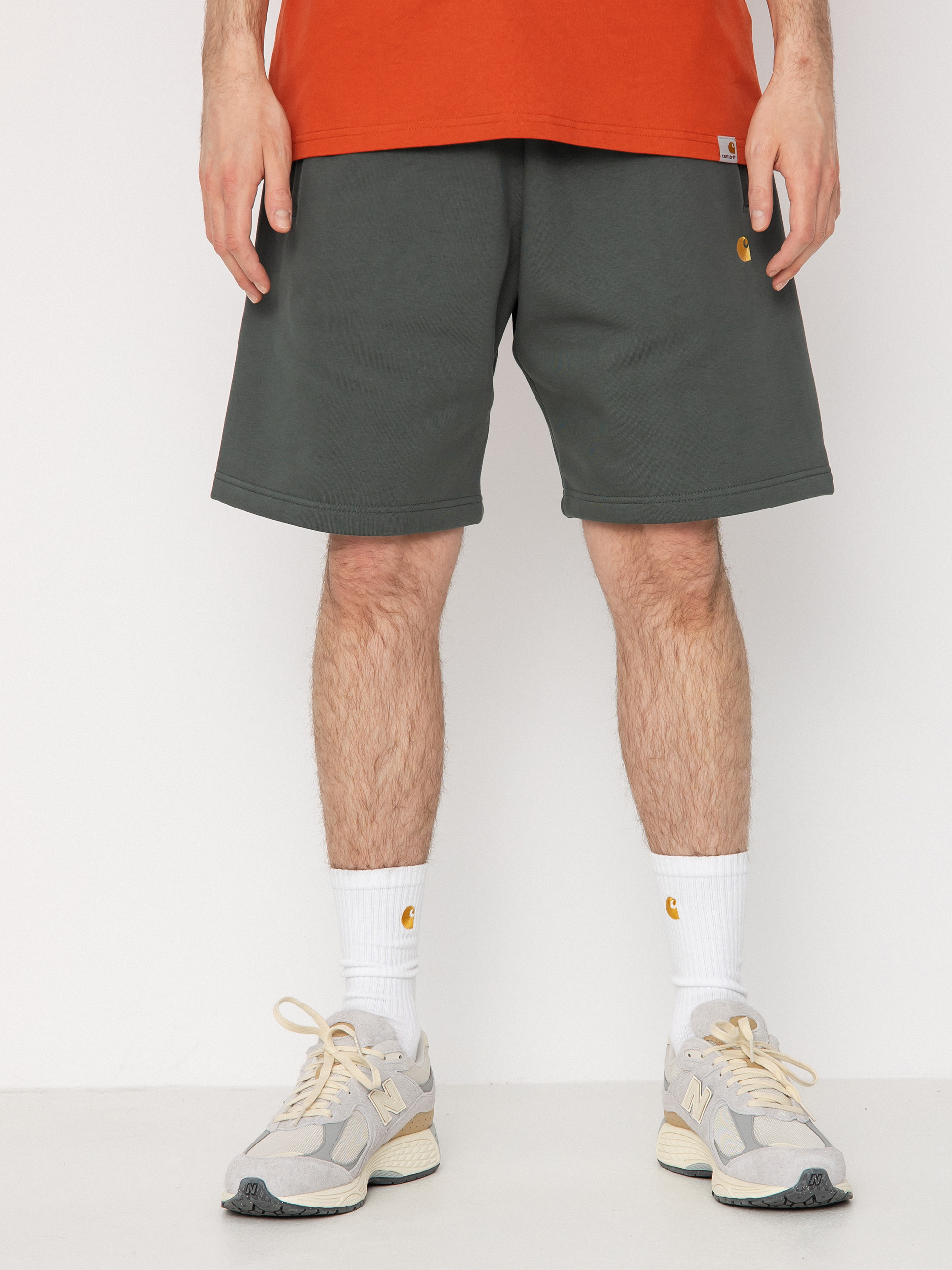 Szorty Carhartt WIP Chase (jura/gold)
