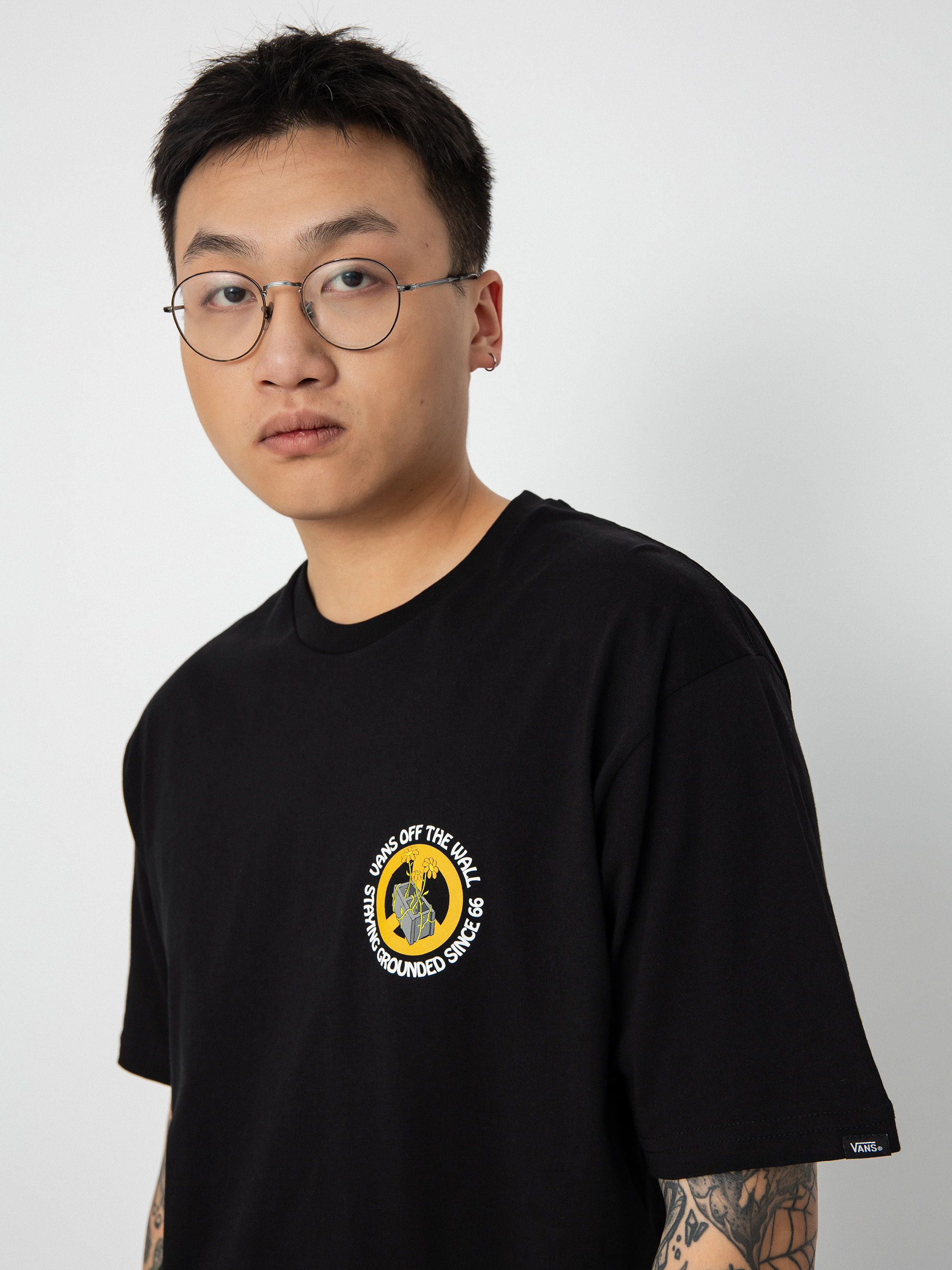 T-shirt Vans Staying Grounded (black)