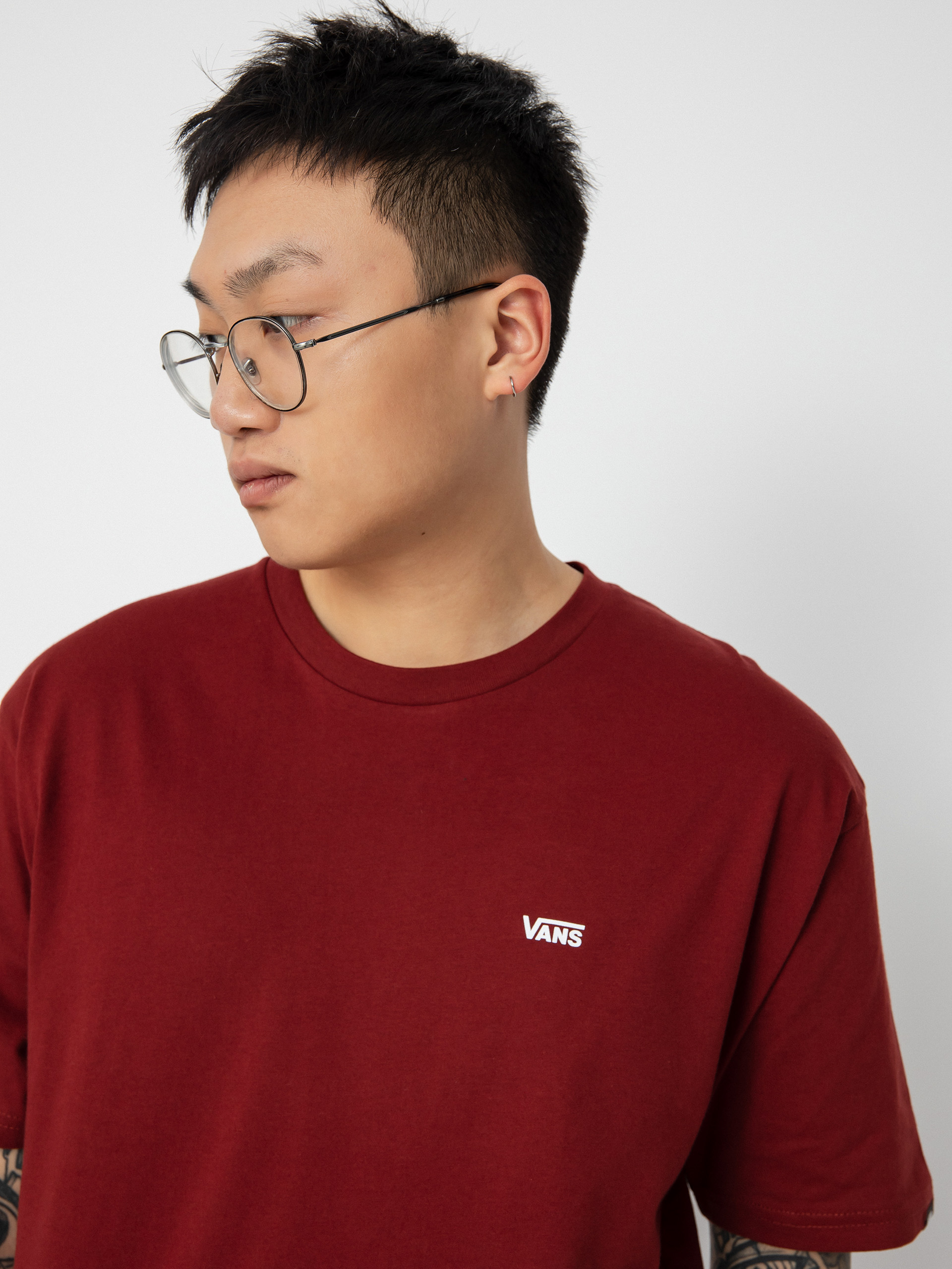 T-shirt Vans Left Chest Logo (syrah/white)