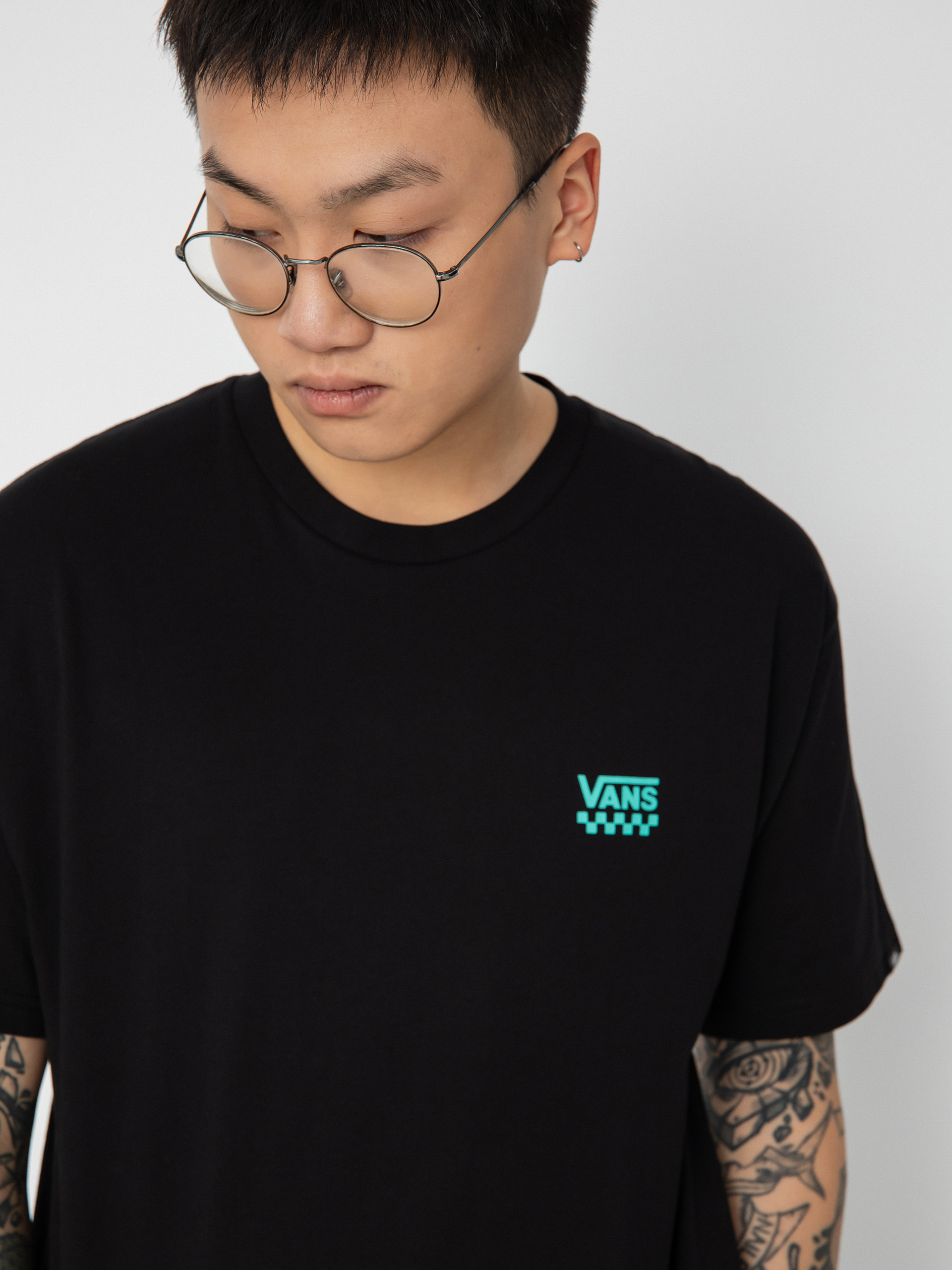 T-shirt Vans Left Chest Logo II (black/waterfall)
