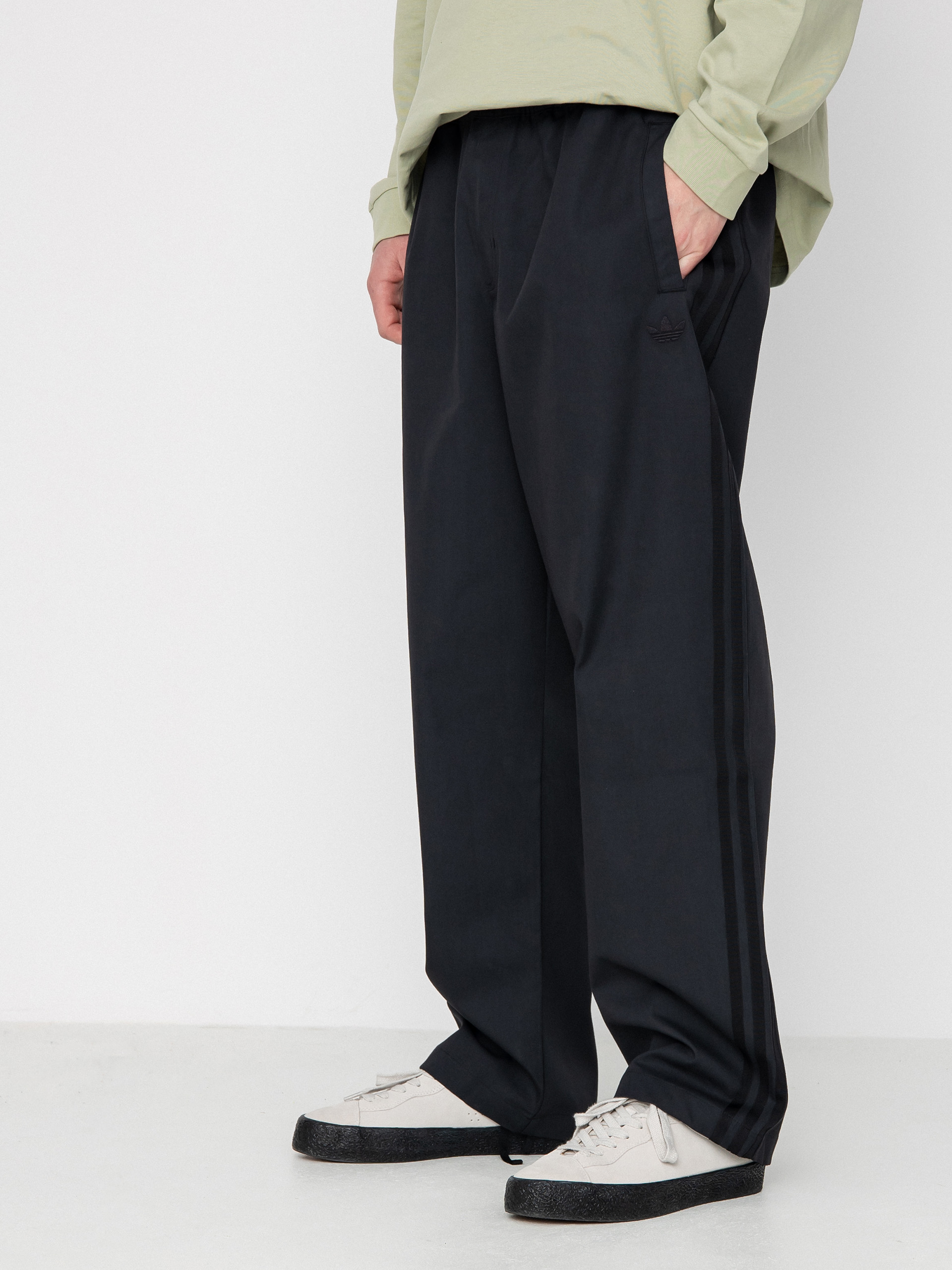 Spodnie adidas Superfire Tk (black)