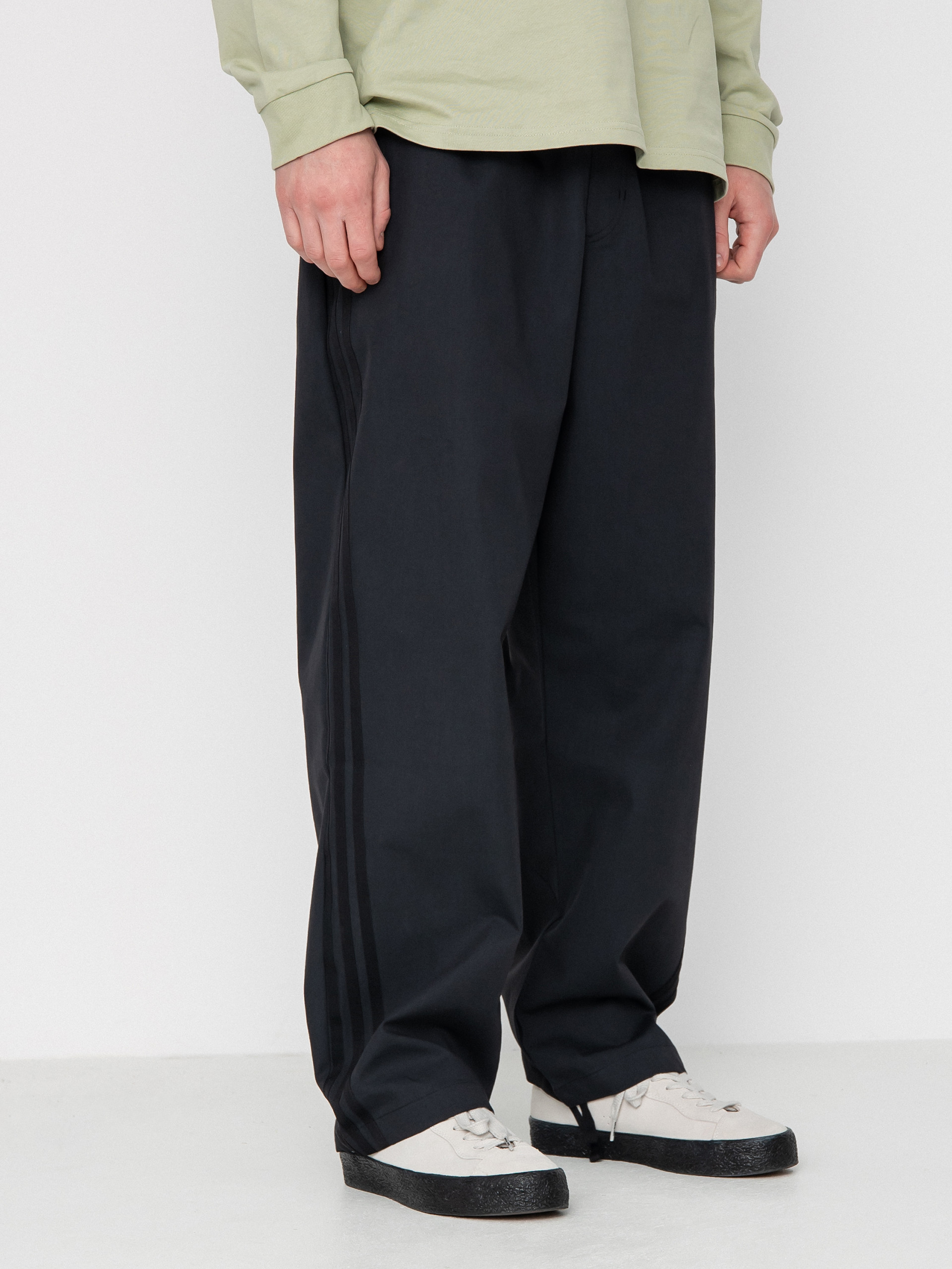 Spodnie adidas Superfire Tk (black)