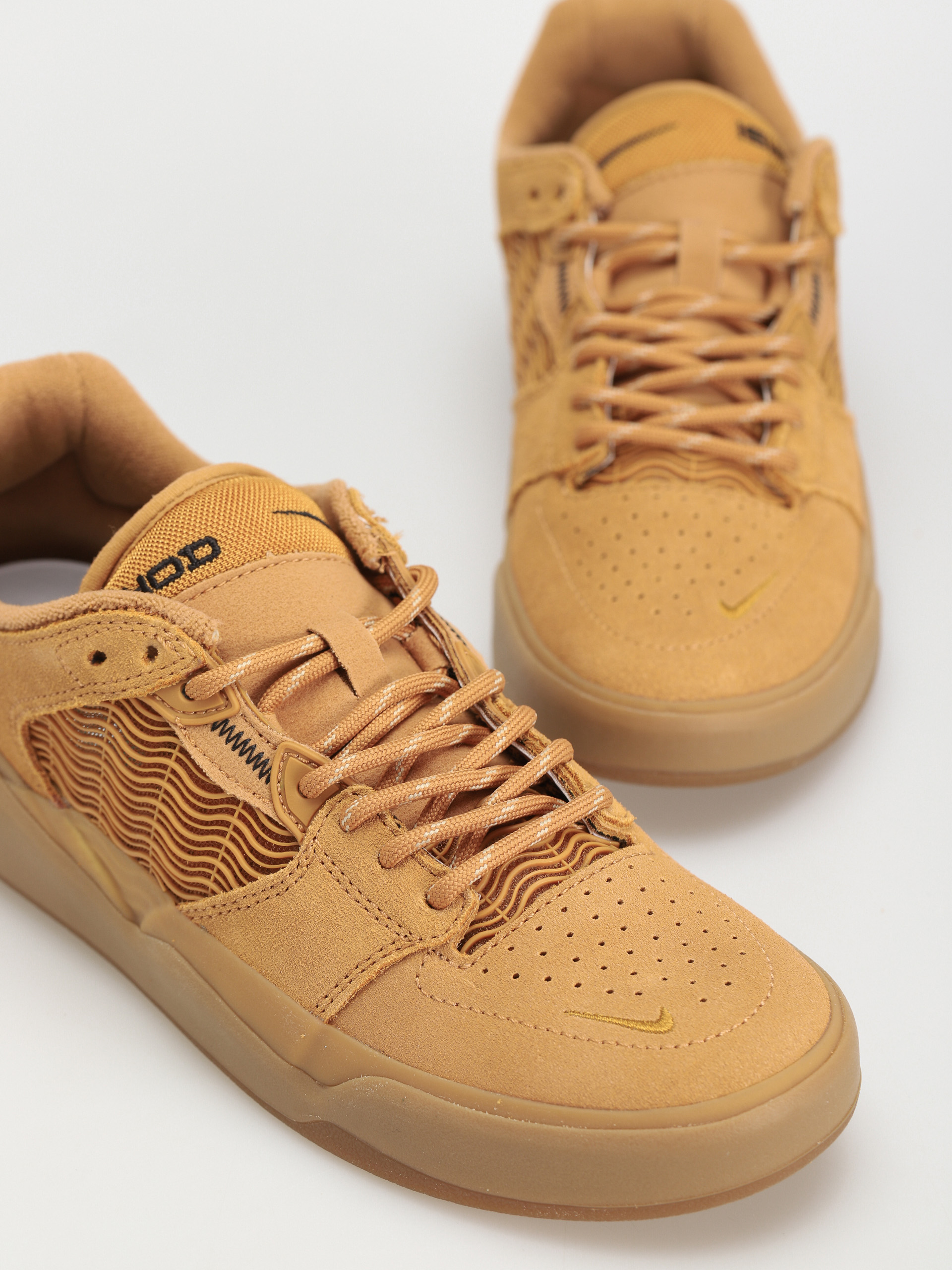 Buty Nike SB Ishod Wair (flax/wheat flax gum light brown)