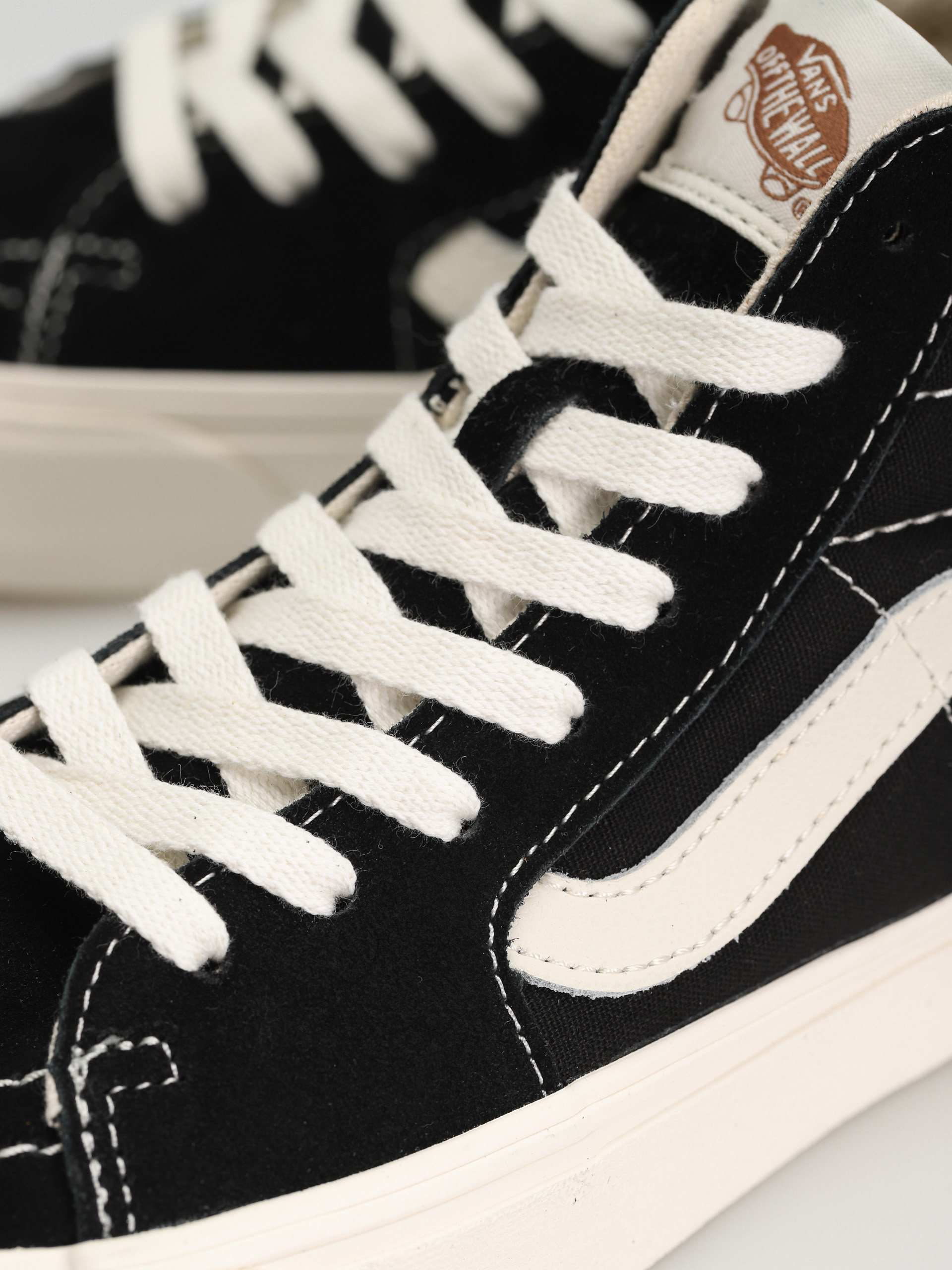 Buty Vans Sk8 Hi VR3 (black/marshmallow)