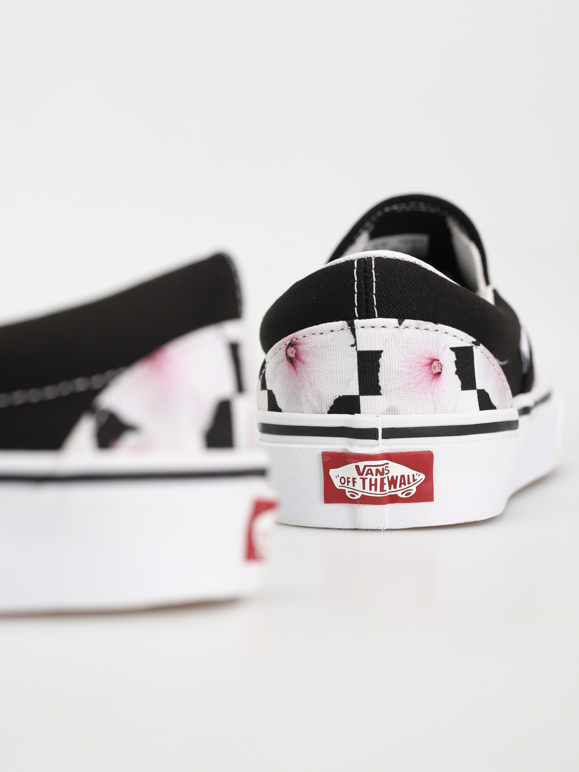 Buty Vans Classic Slip On Wmn (hibiscus checkerboard black)