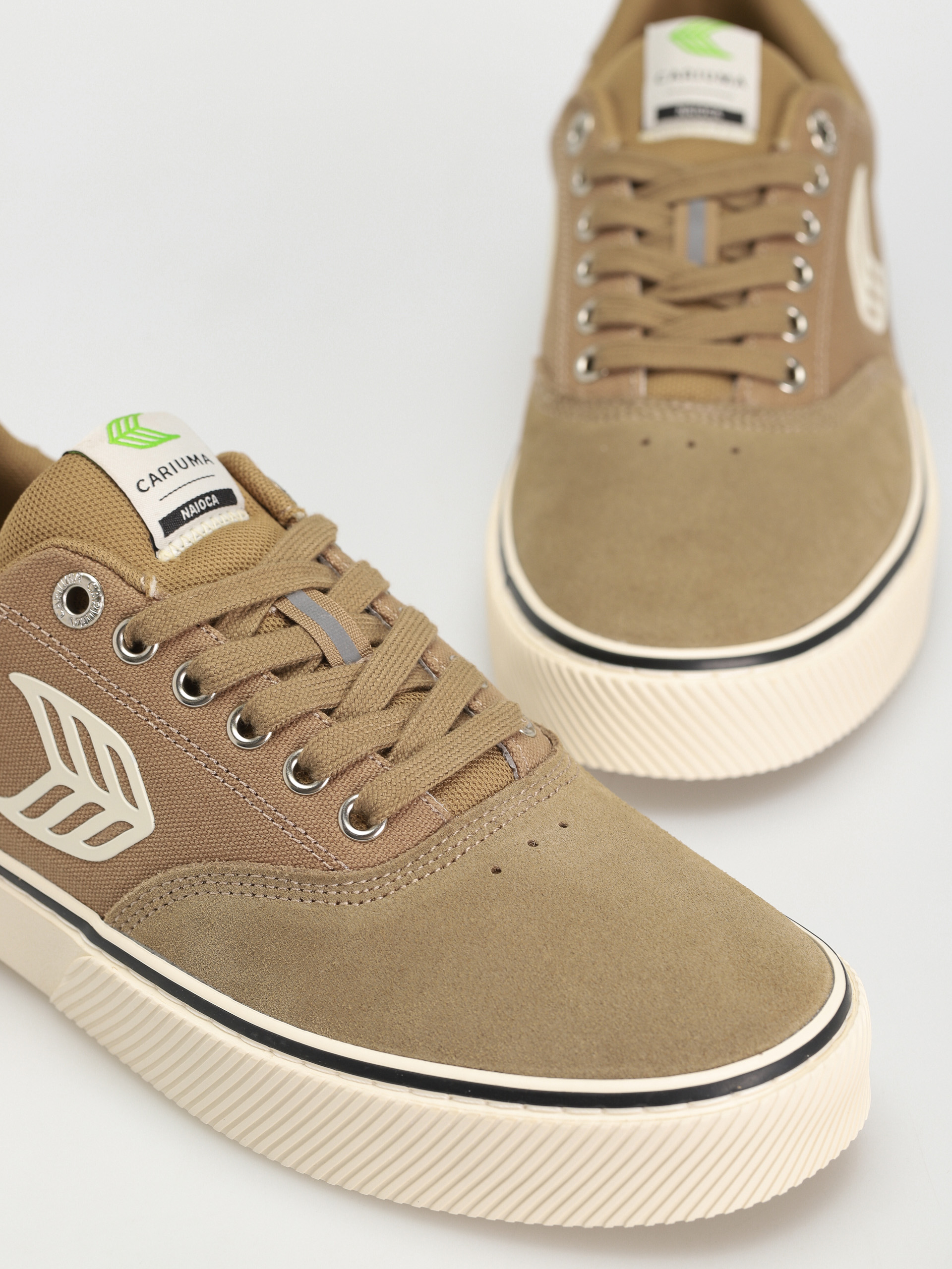 Buty Cariuma Naioca (sand/ivory)