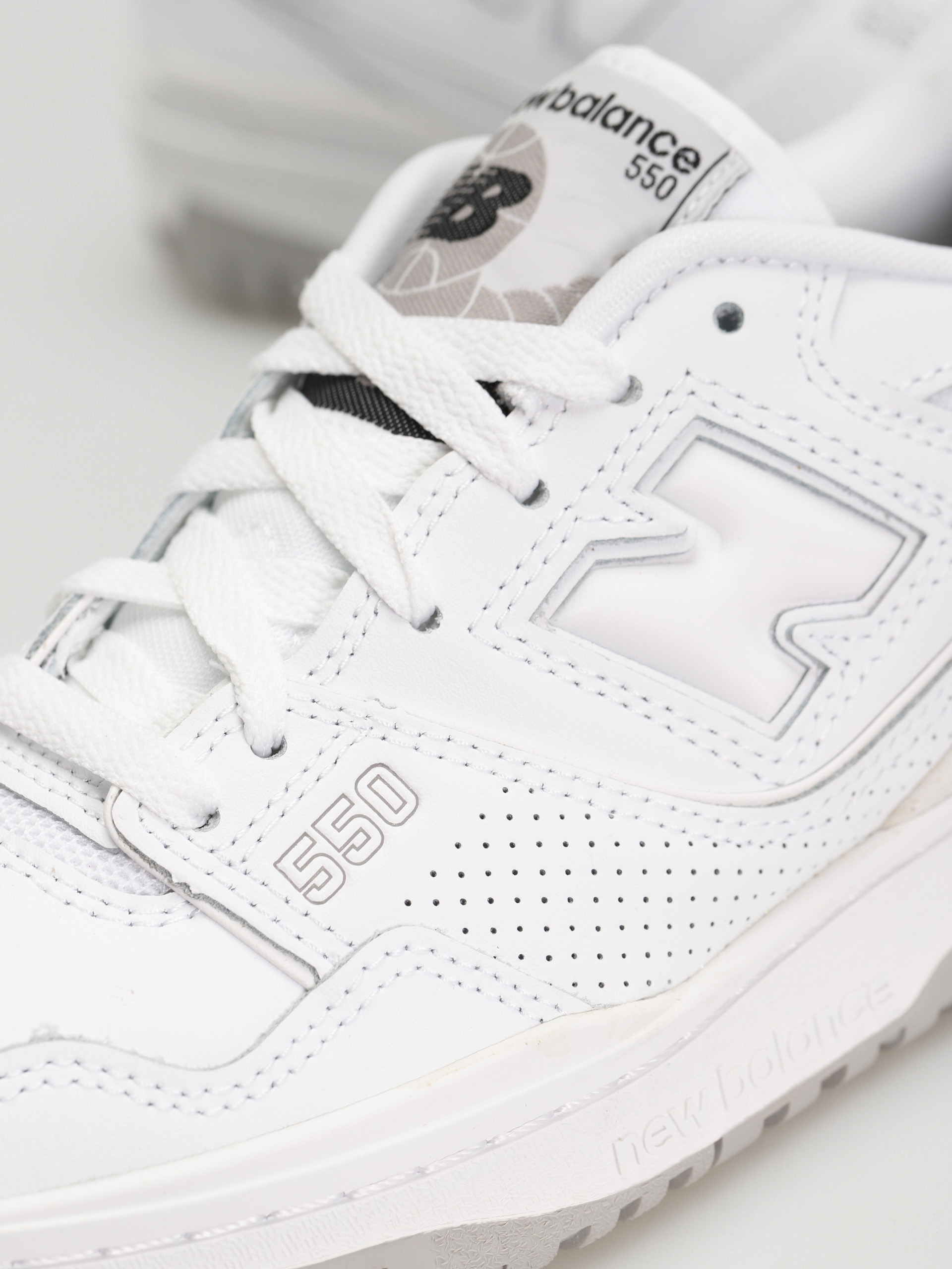 Buty New Balance 550 (white/grey)