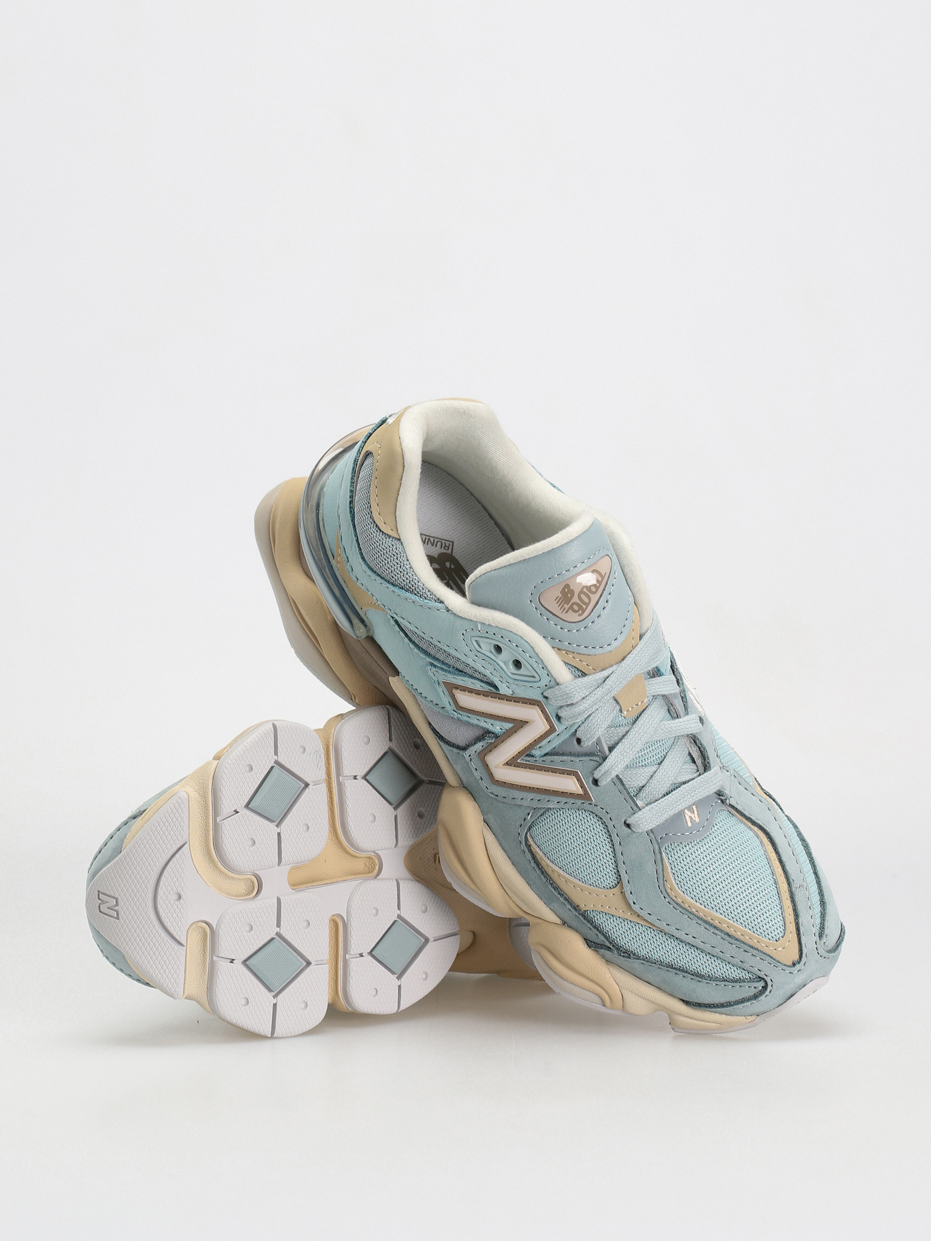 Buty New Balance 9060 (blue haze)