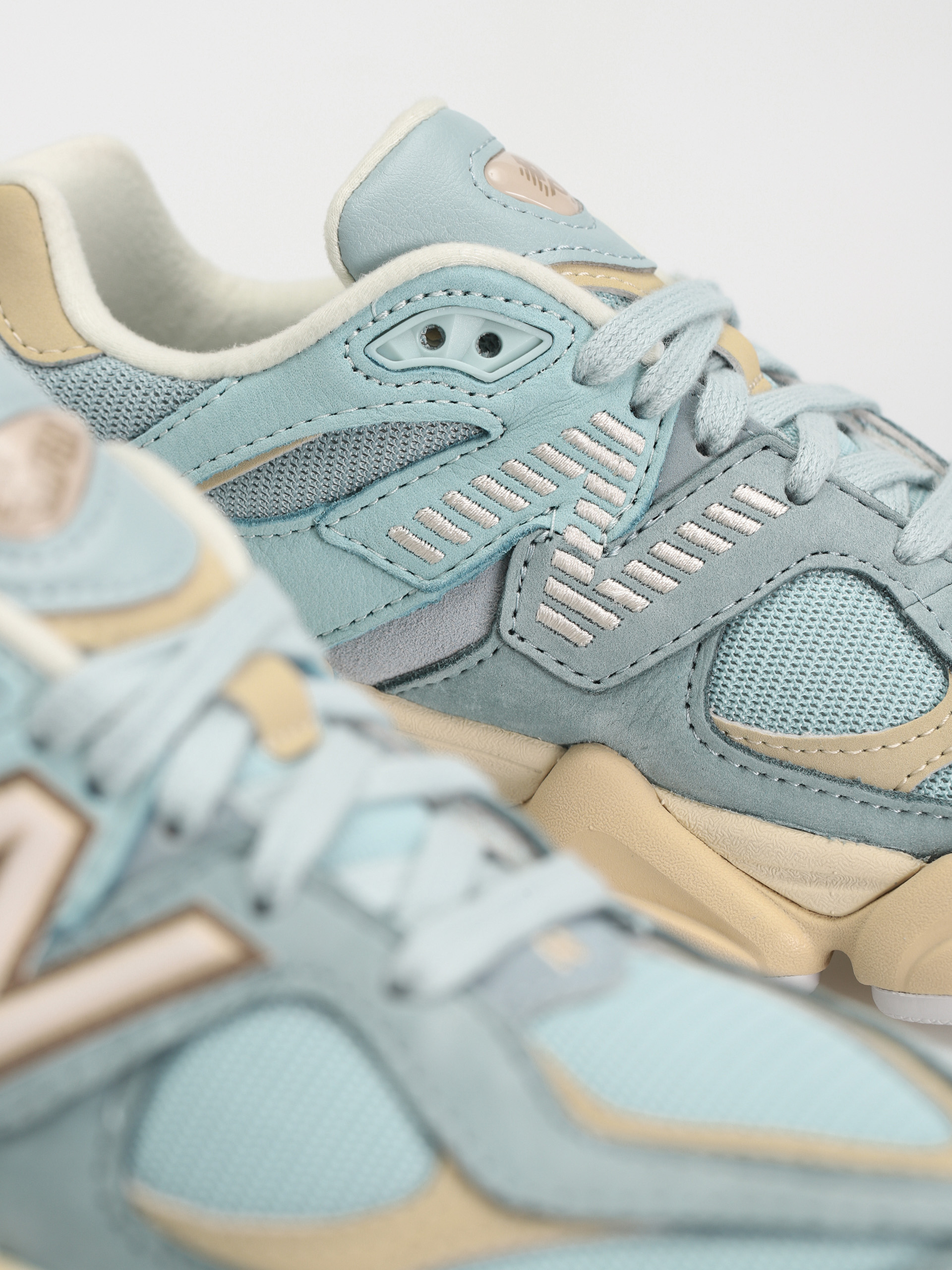 Buty New Balance 9060 (blue haze)