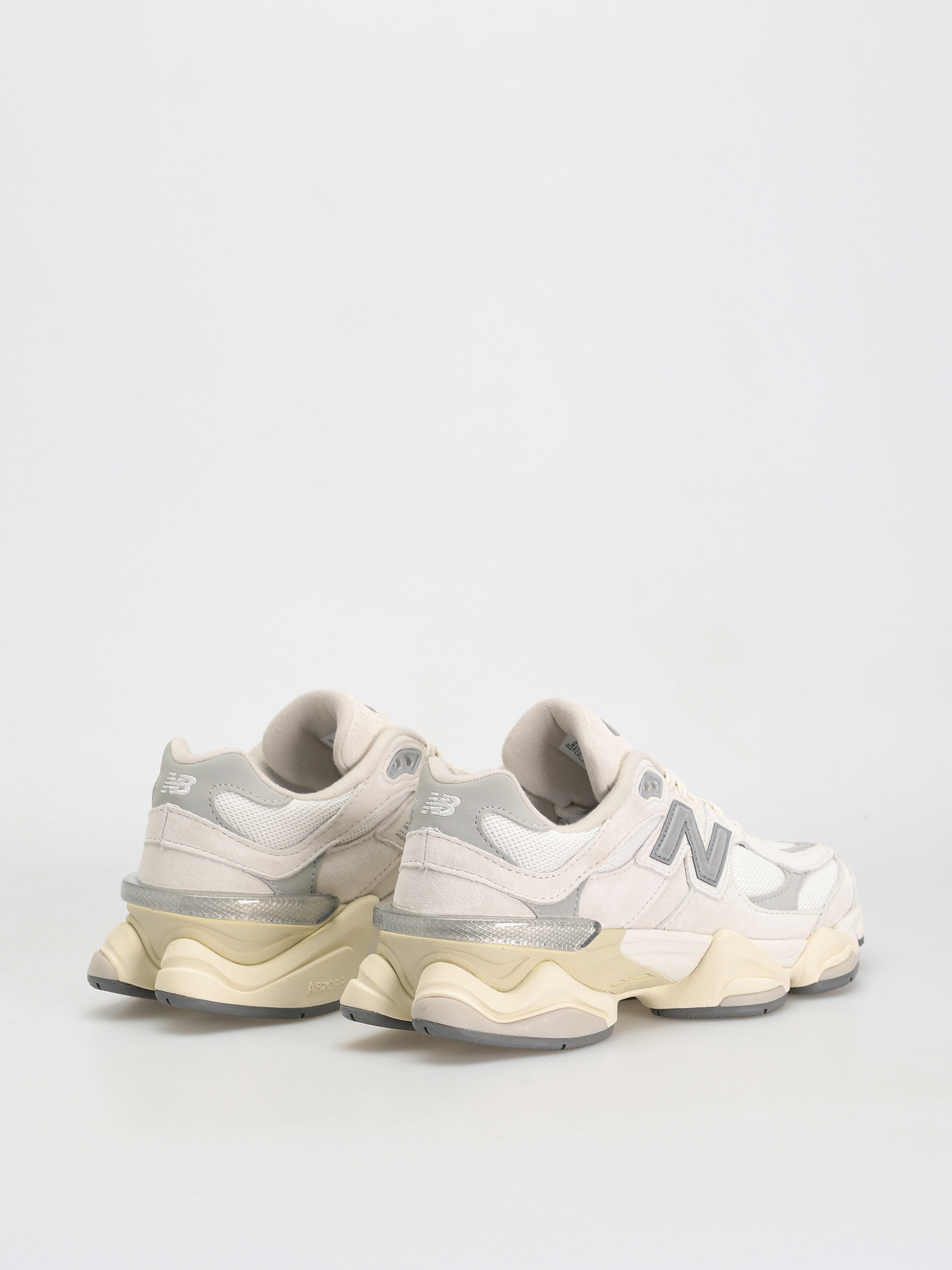 Buty New Balance 9060 (sea salt)