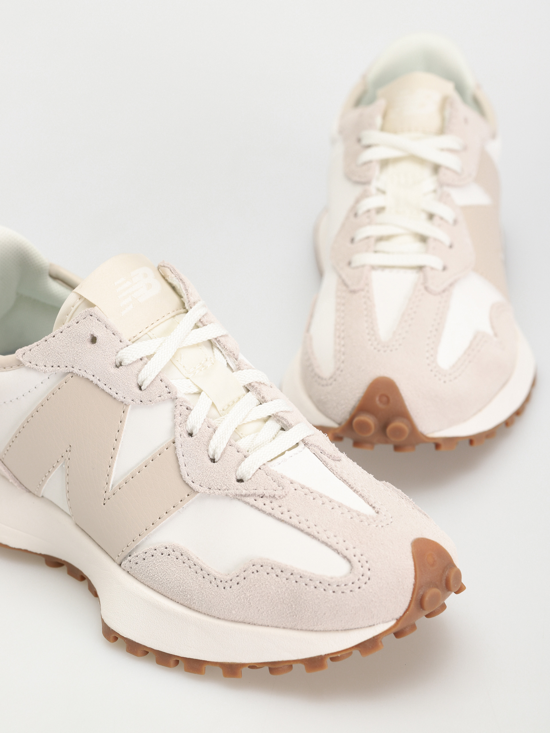 Buty New Balance 327 Wmn (timberwolf)
