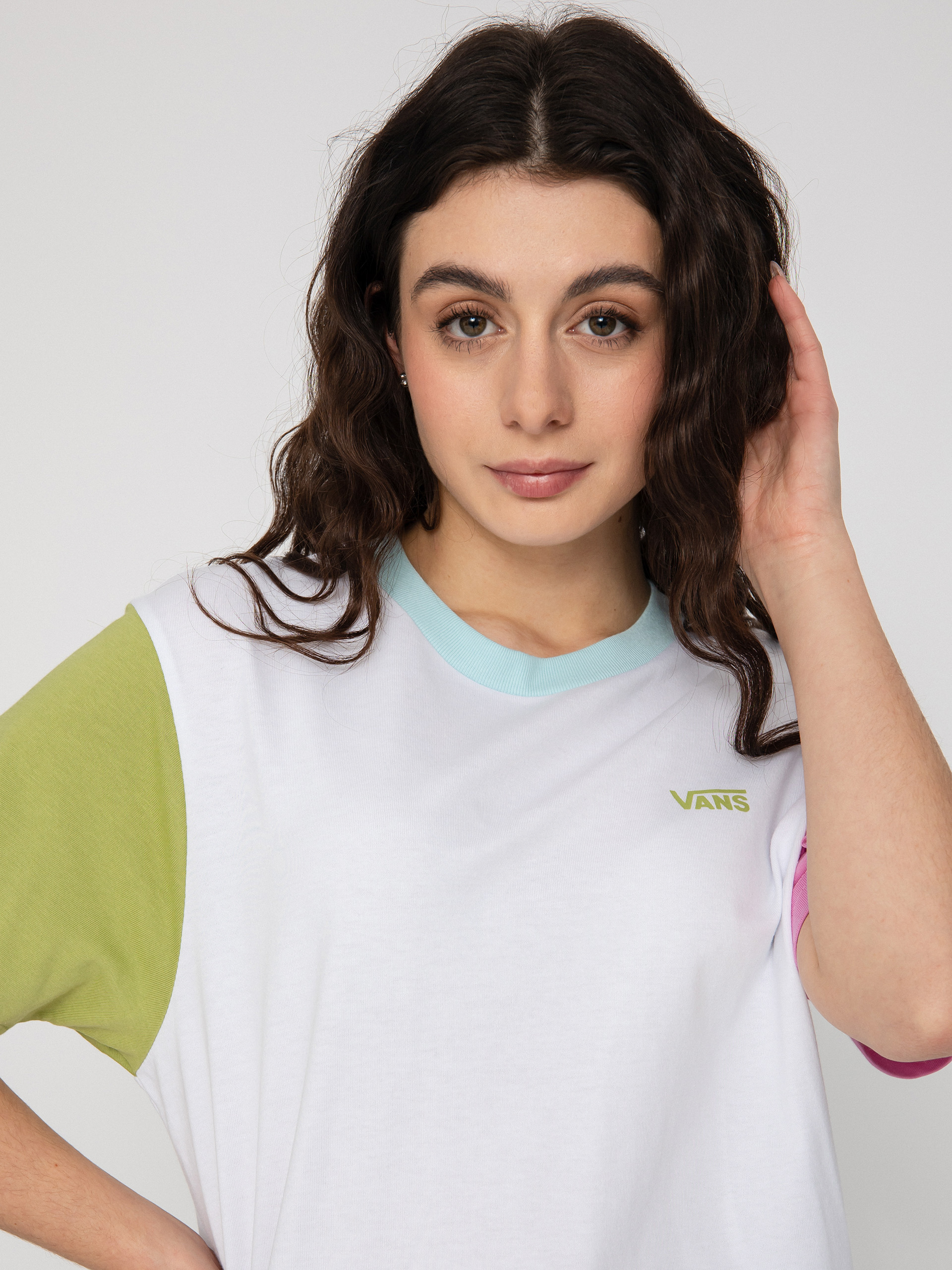 T-shirt Vans Left Chest Colorblock Wmn (white/cyclamen)
