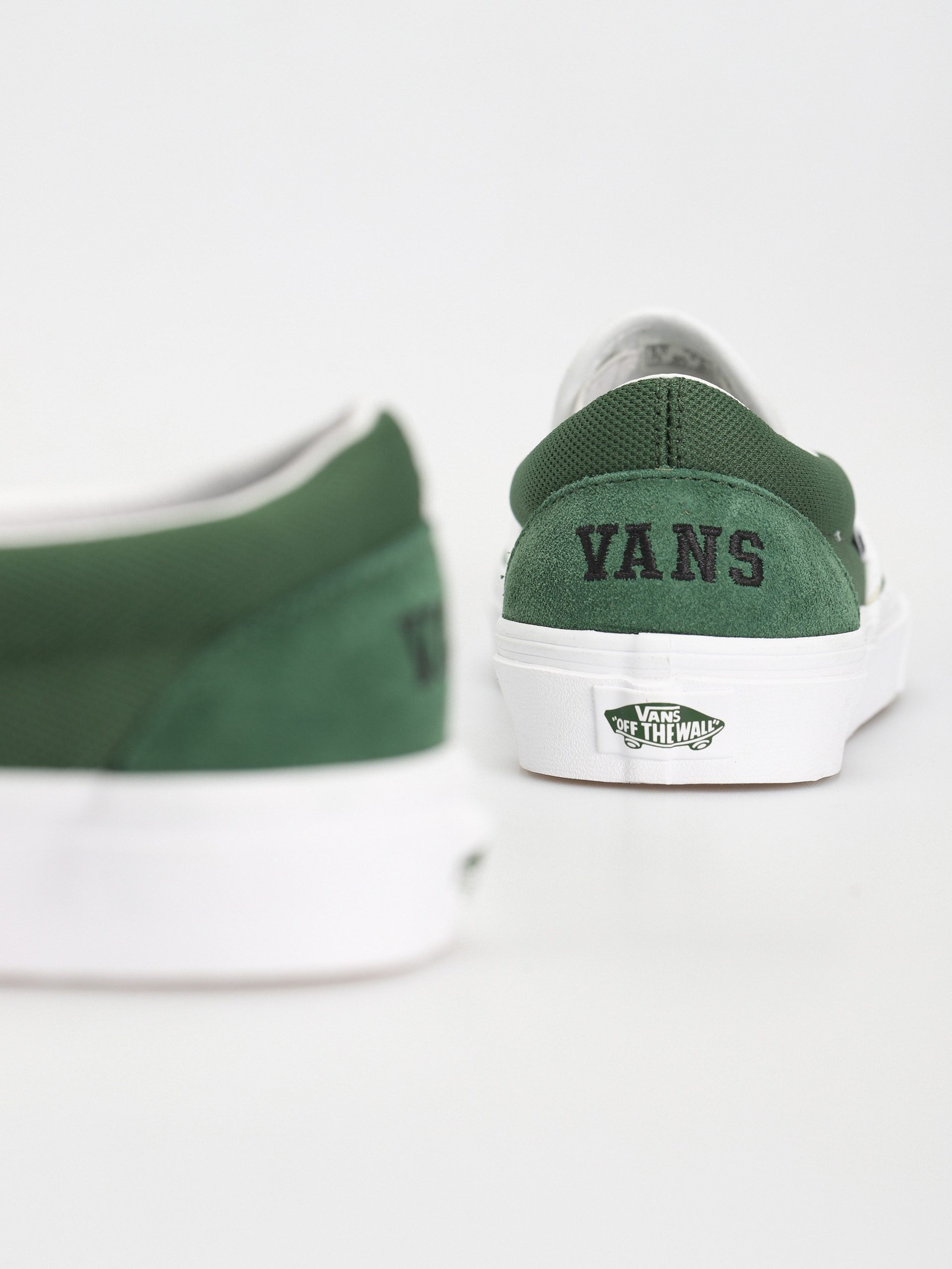 Buty Vans Classic Slip On (vans club green/white)