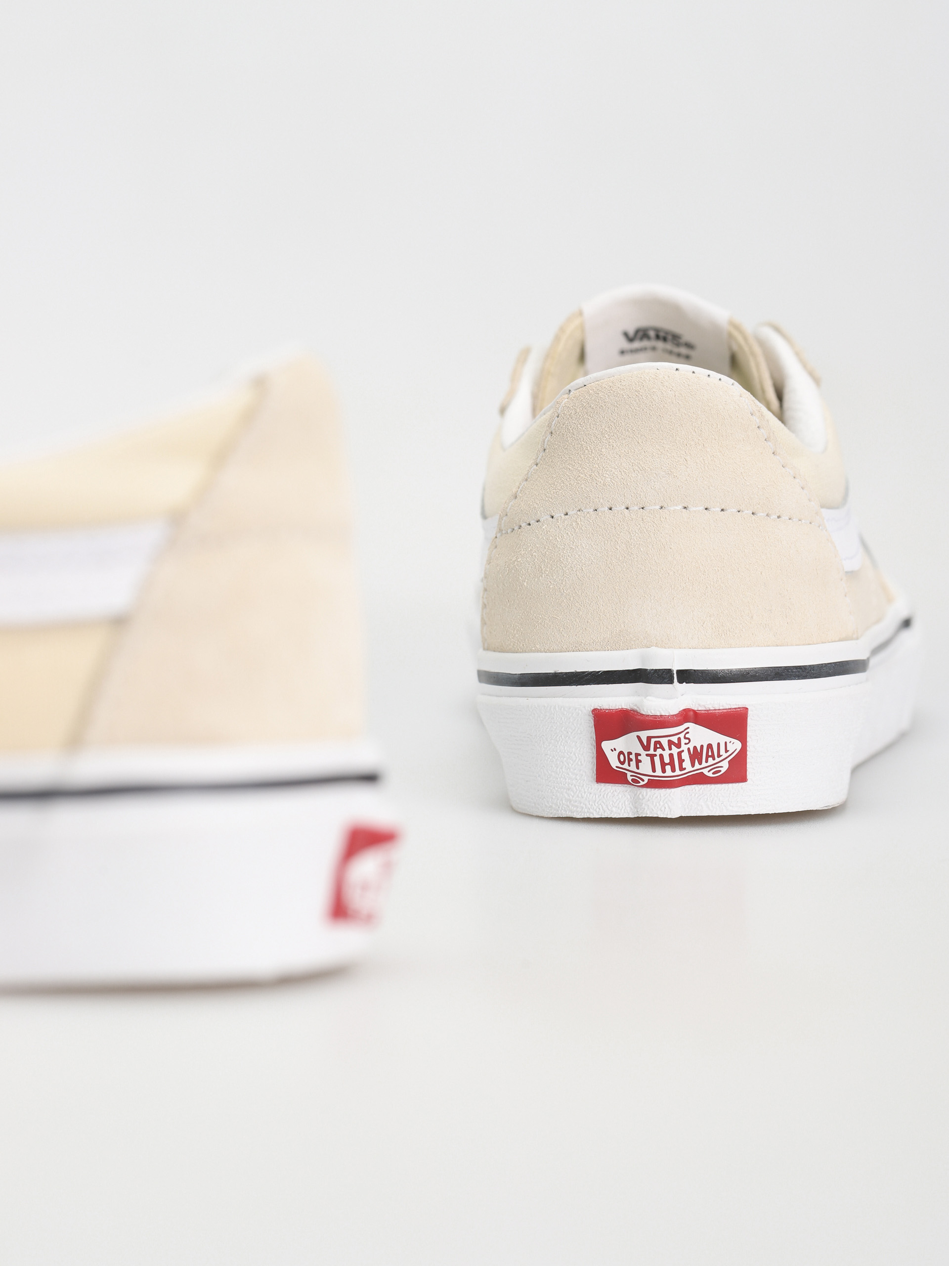 Buty Vans Sk8 Low (color theory classic white/true white)