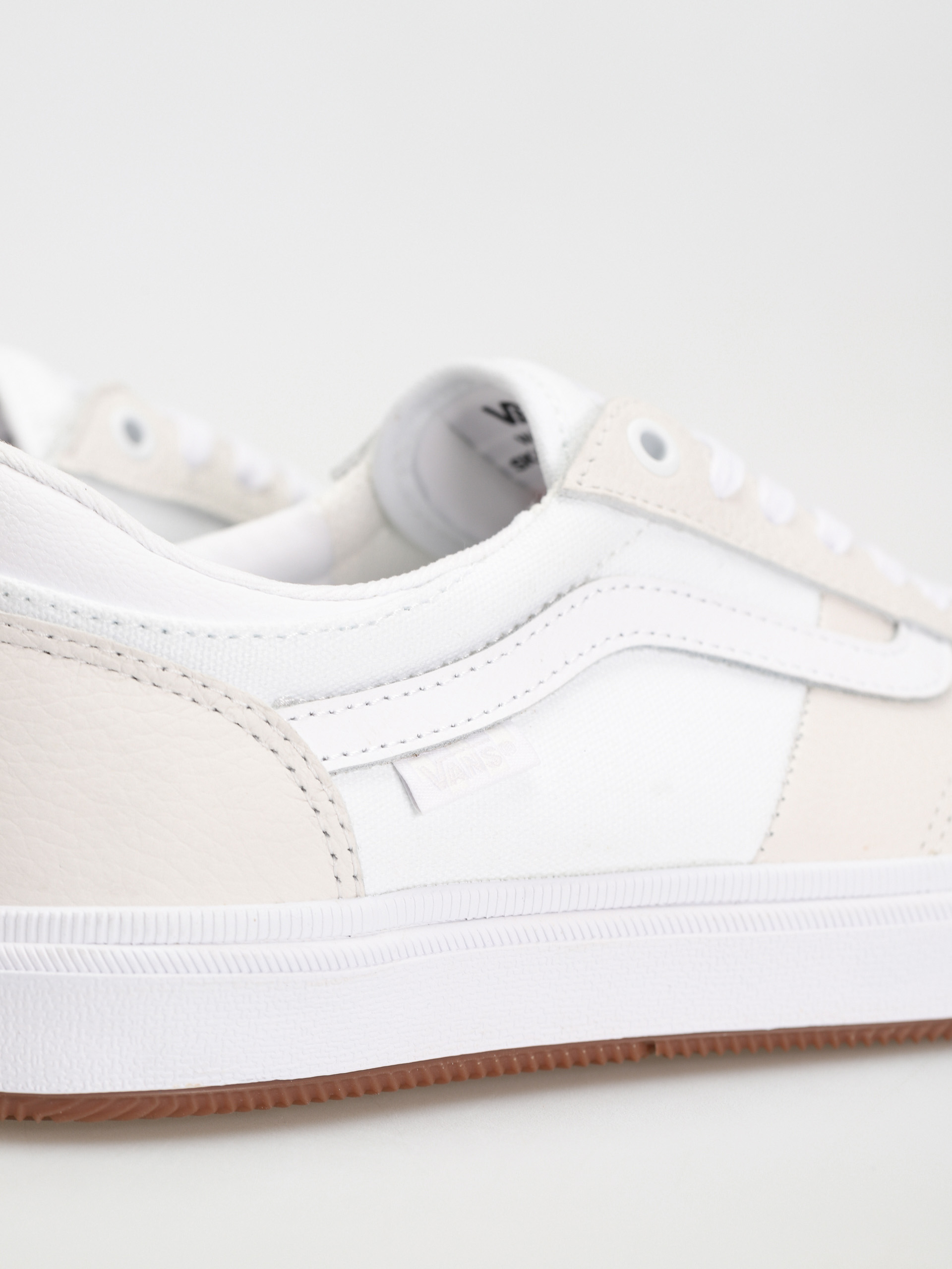Buty Vans Gilbert Crockett (leather white/white)