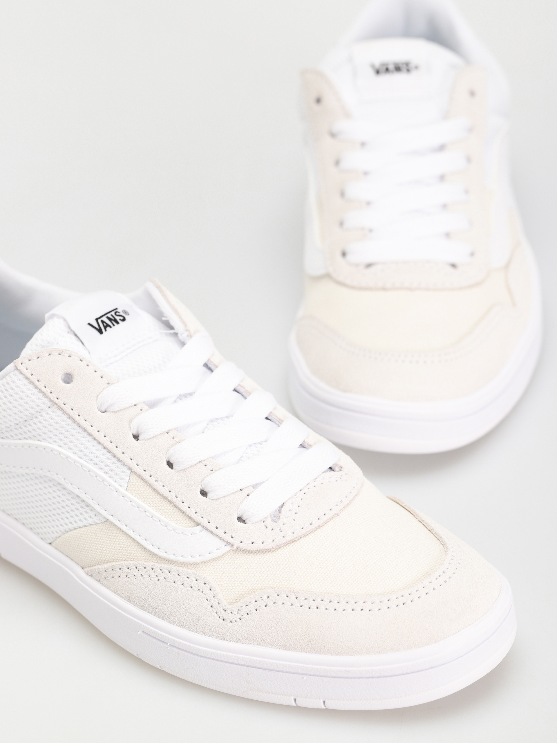 Buty Vans Cruze Too CC (staple/true white/true white)