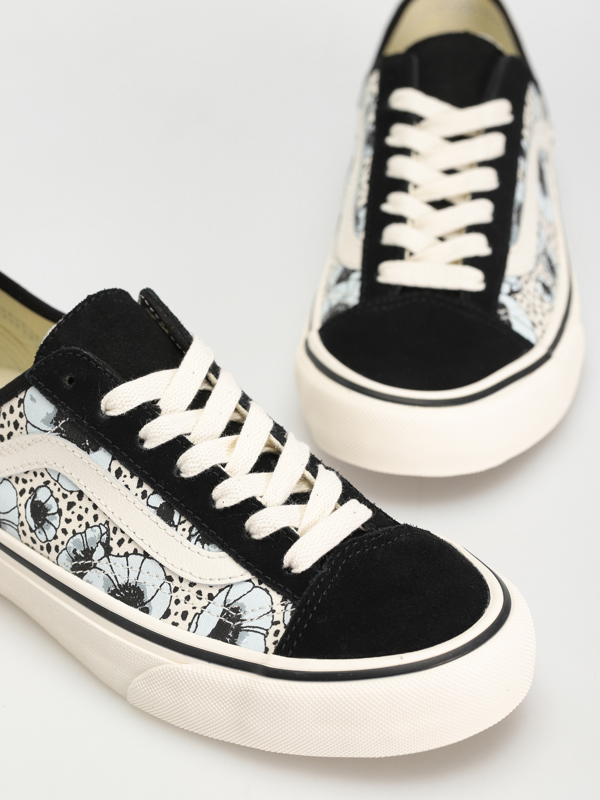 Buty Vans Style 36 Decon VR3 Sf Wmn (animal floral blue/black)