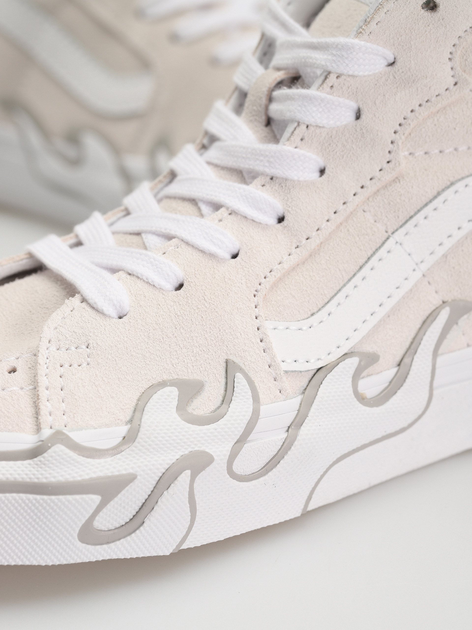 Buty Vans Sk8 Hi Flame (suede white/white)